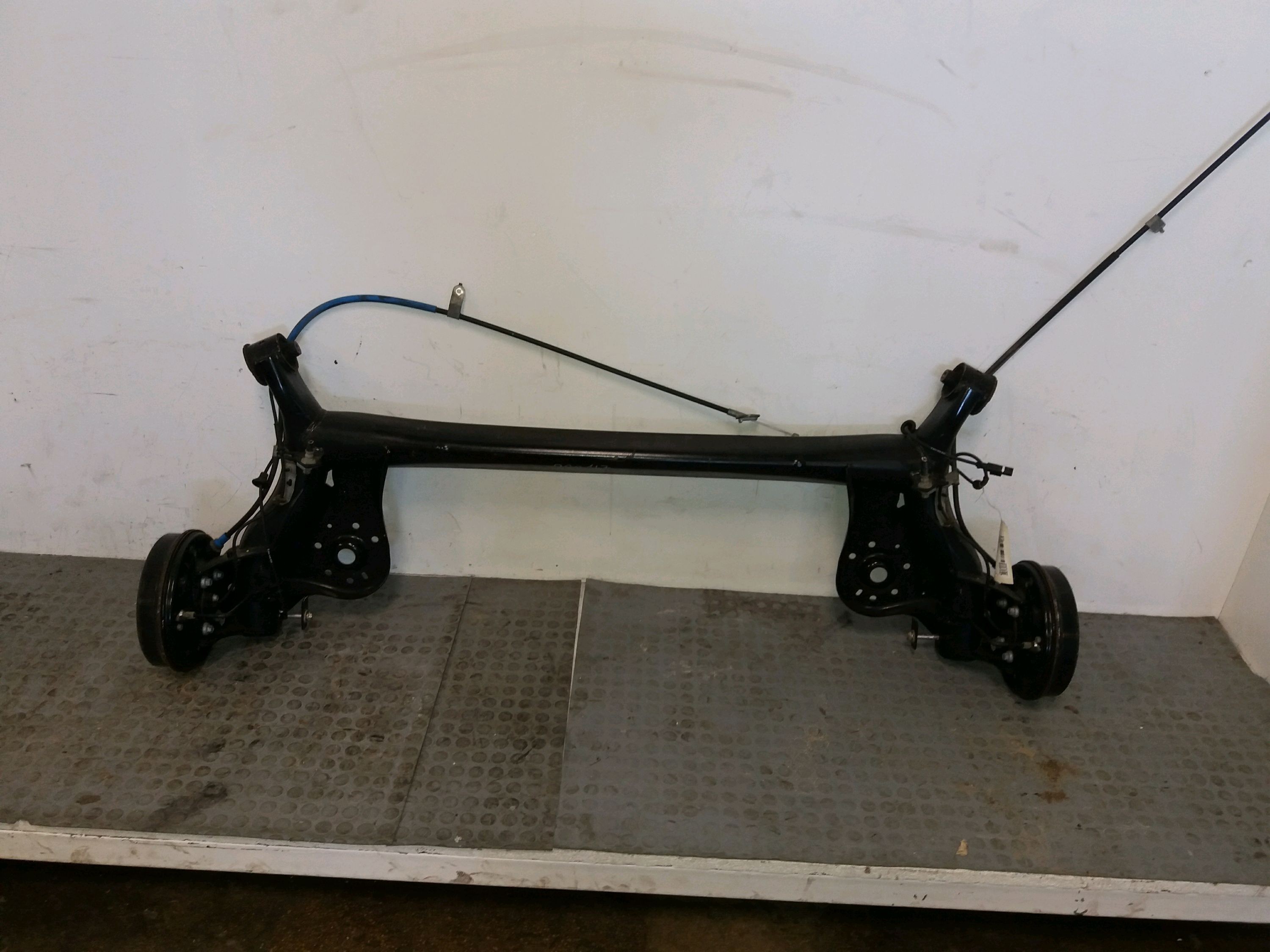 TRAIN AR