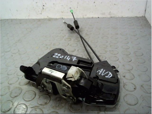 SERRURE PORTE AVD