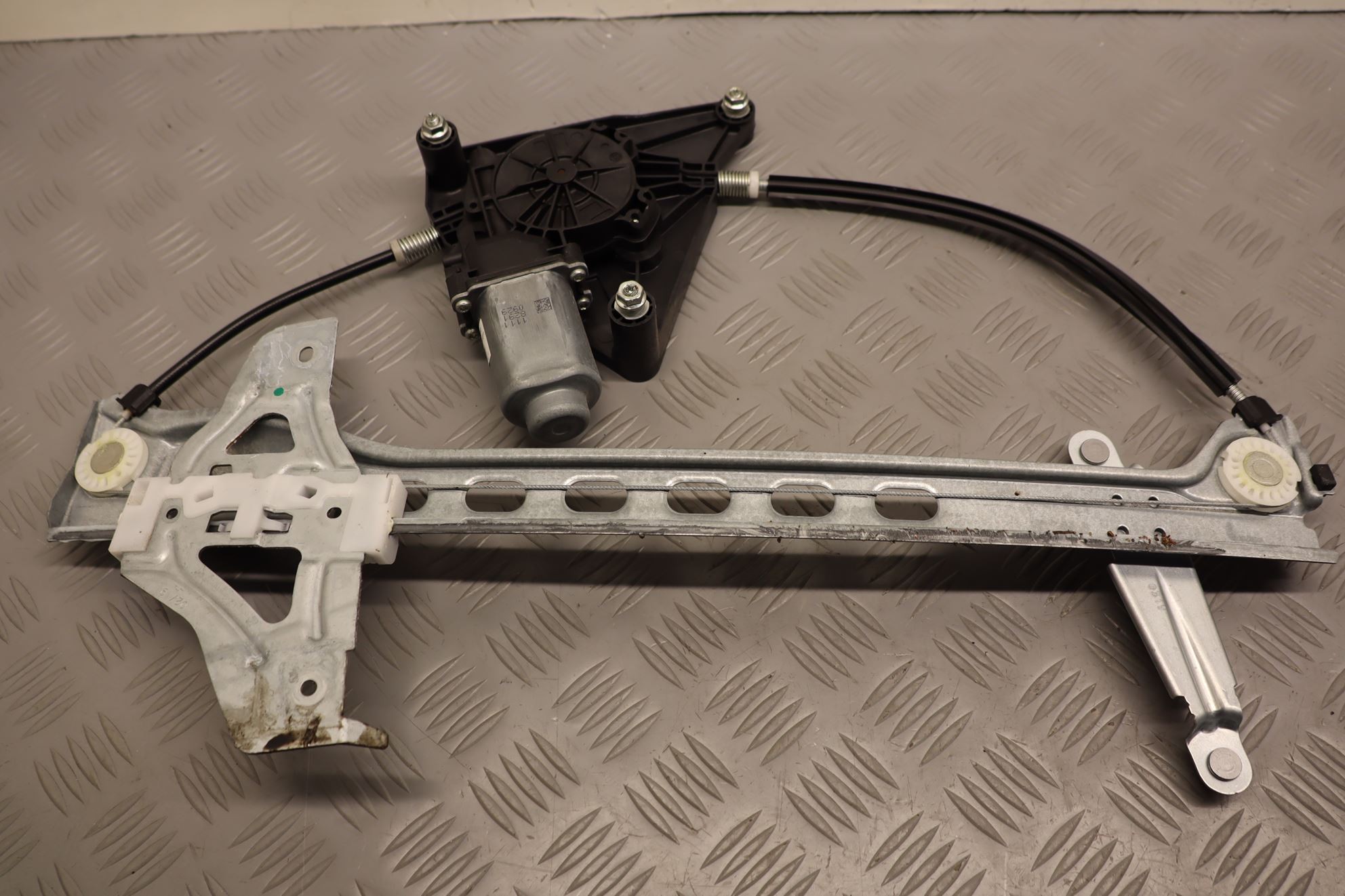 MECANISME+MOTEUR LEVE-GLACE AVG