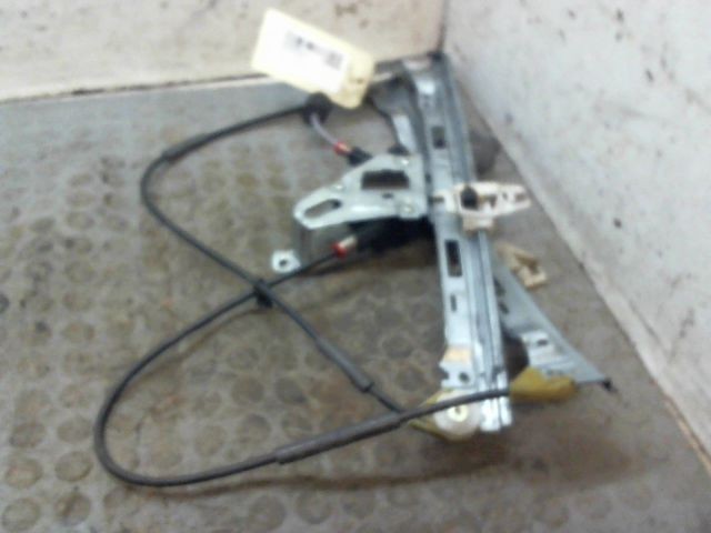 MECANISME+MOTEUR LEVE-GLACE AVG