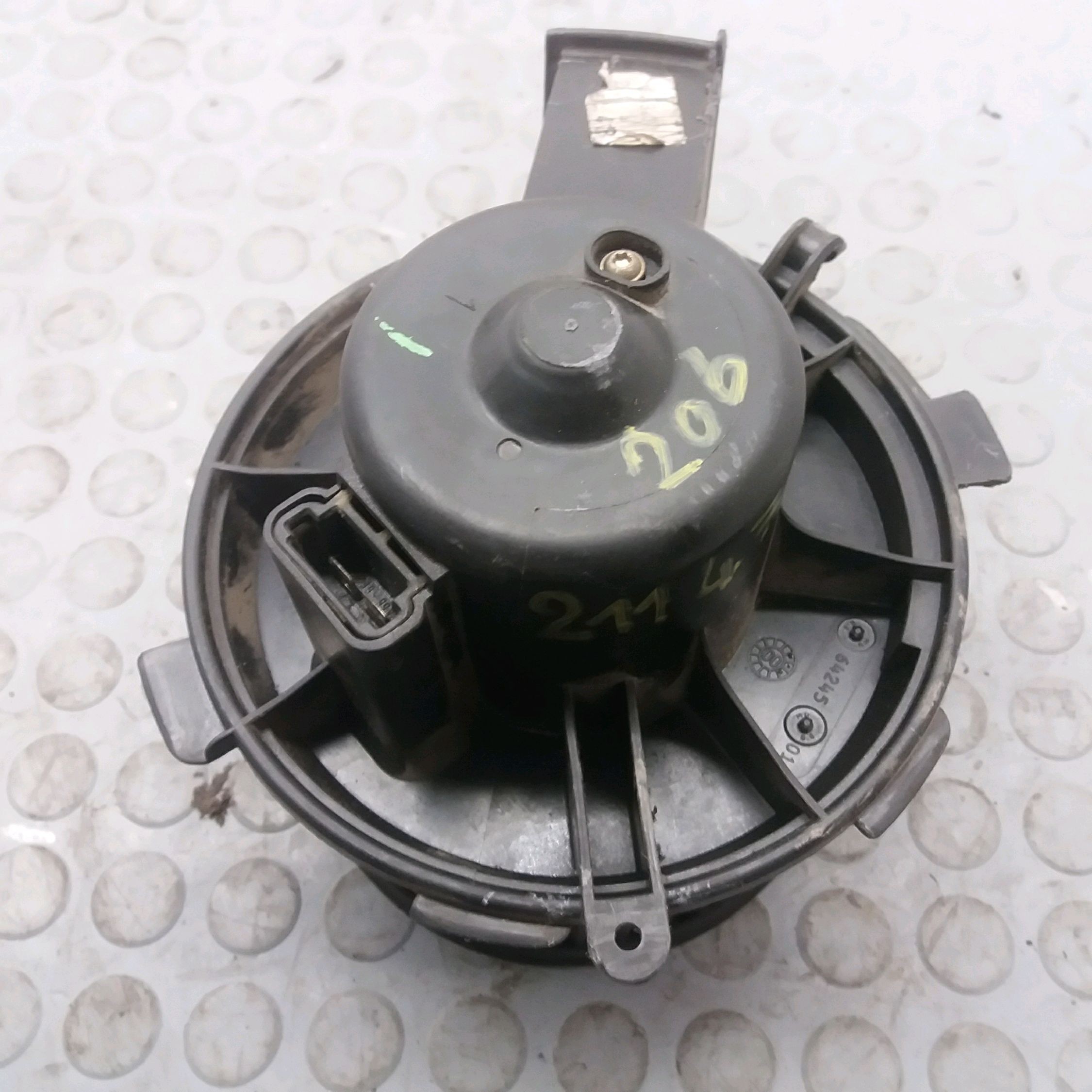 VENTILATEUR DE CHAUFFAGE