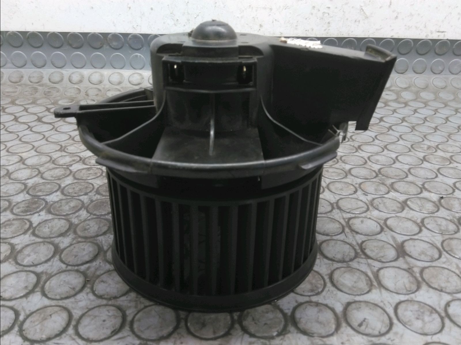 VENTILATEUR DE CHAUFFAGE