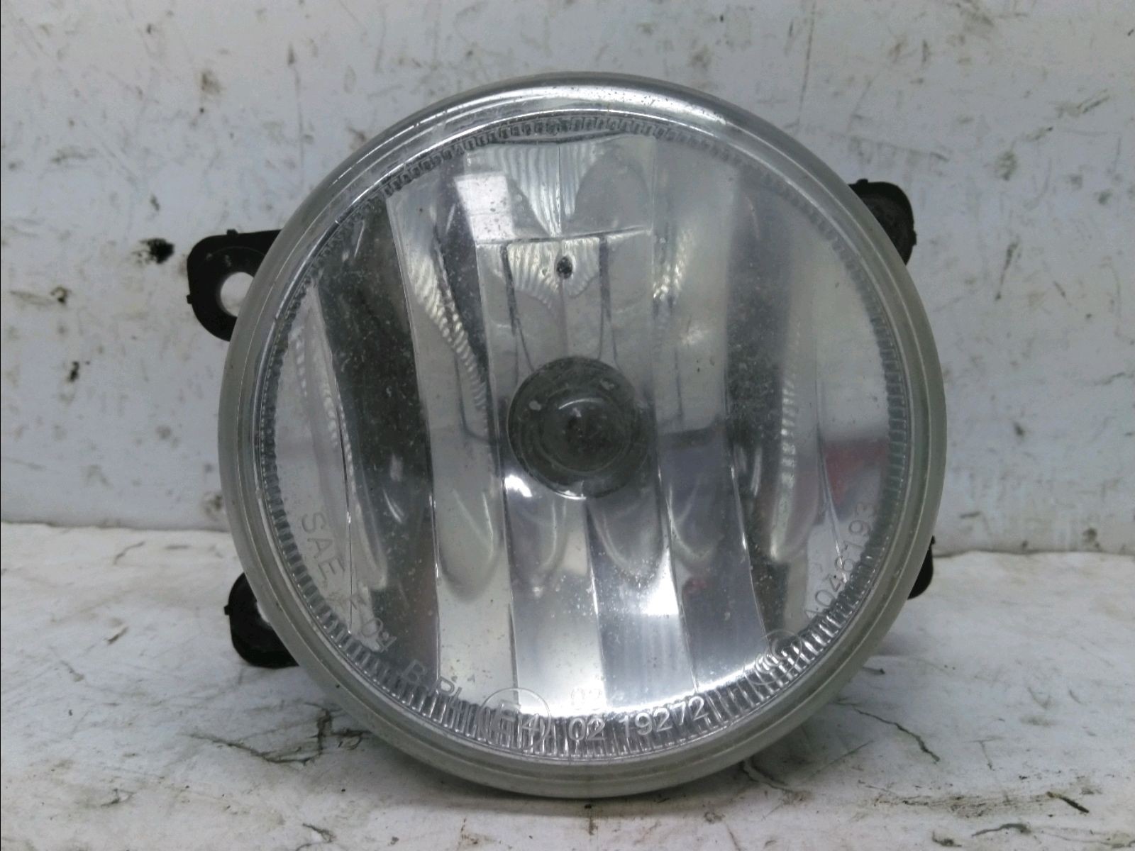 PHARE ANTIBROUILLARD AVG