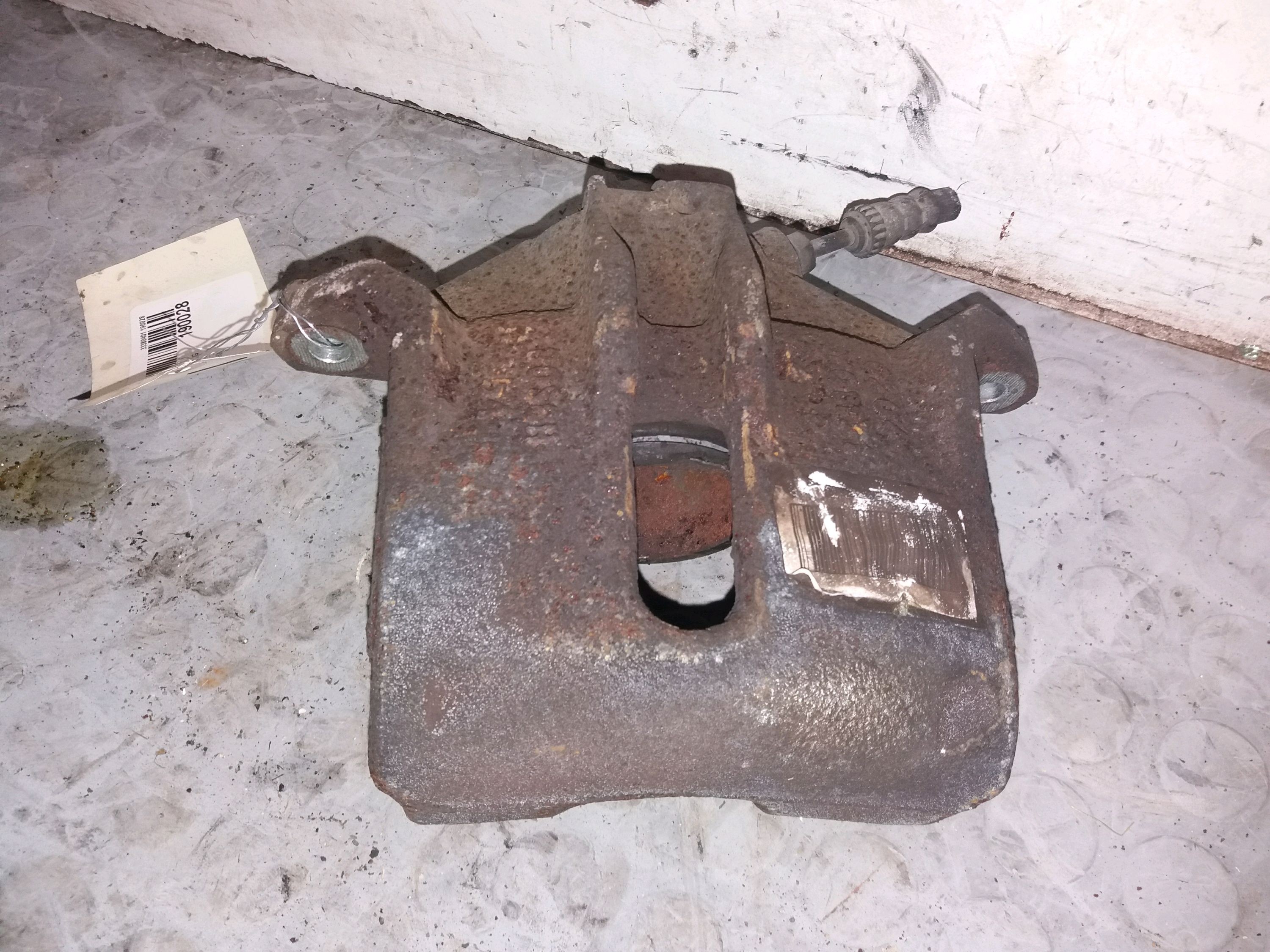 ETRIER DE FREIN AVG