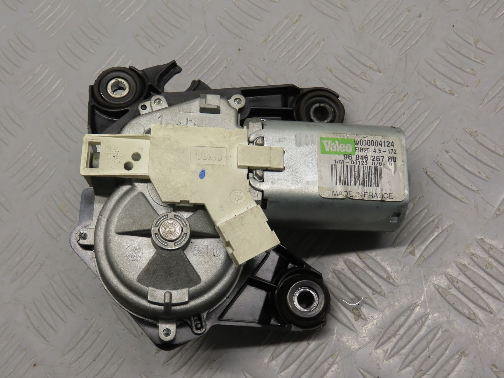 MOTEUR ESSUIE-GLACE AR