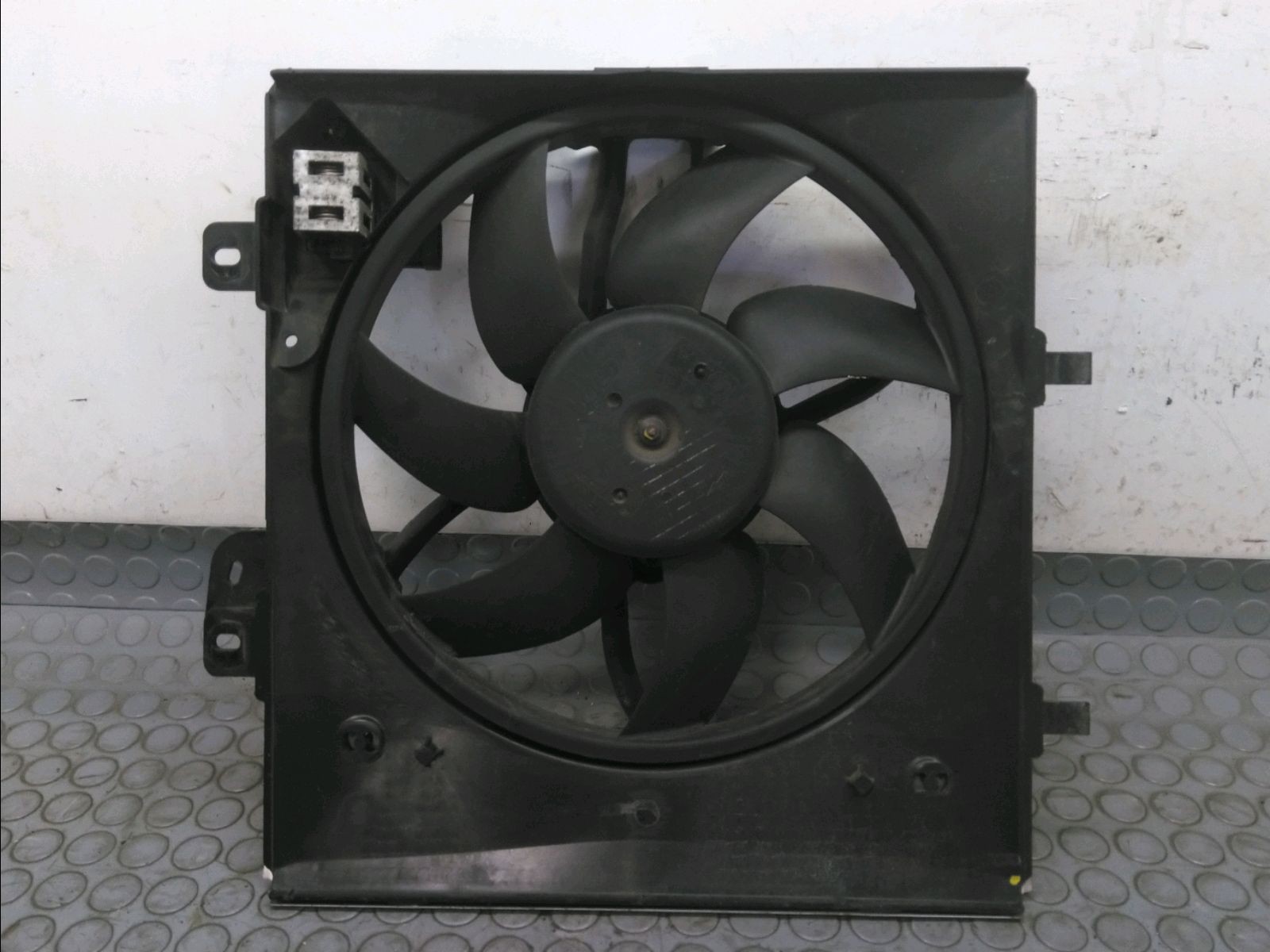 VENTILATEUR DE REFROIDISSEMENT