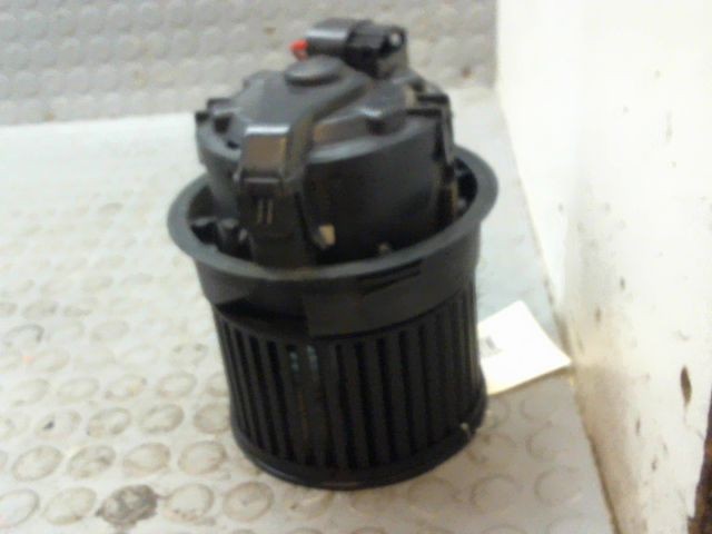 VENTILATEUR DE CHAUFFAGE