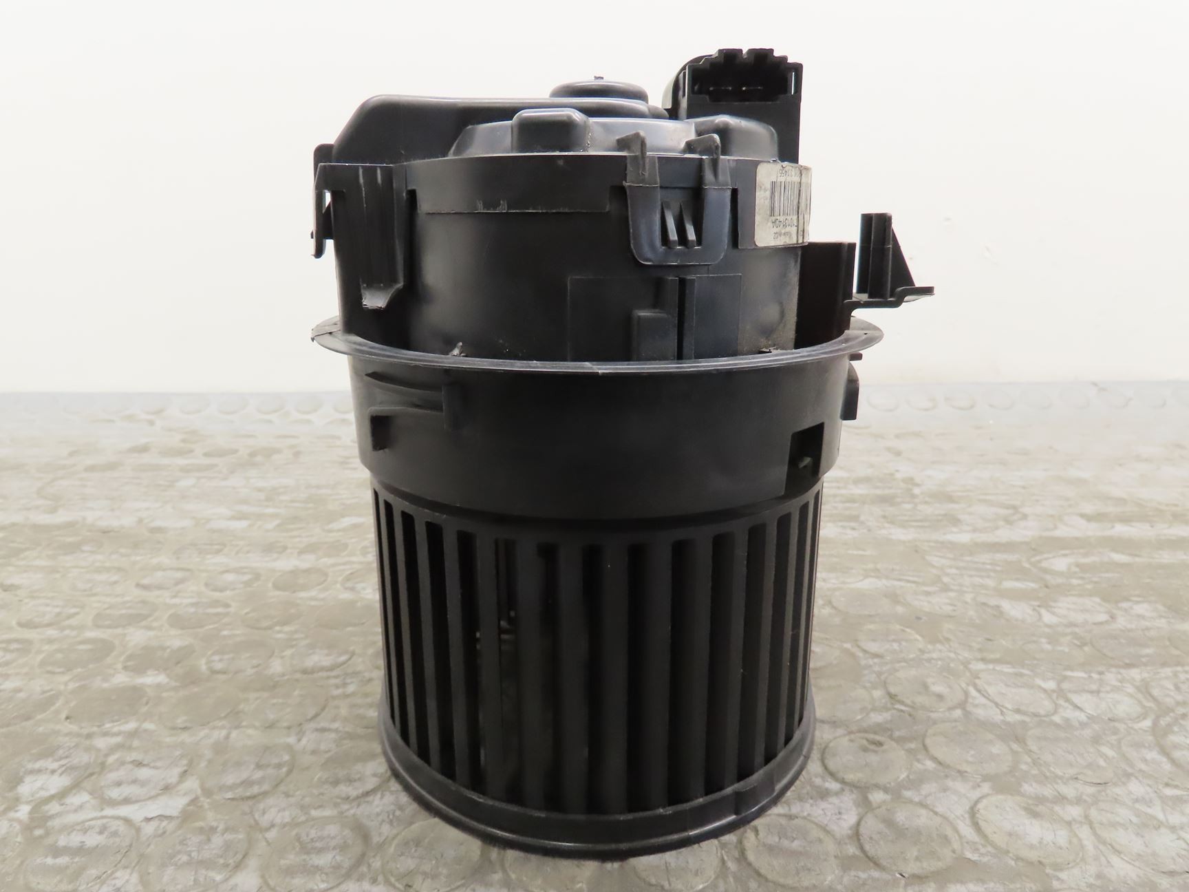 VENTILATEUR DE CHAUFFAGE