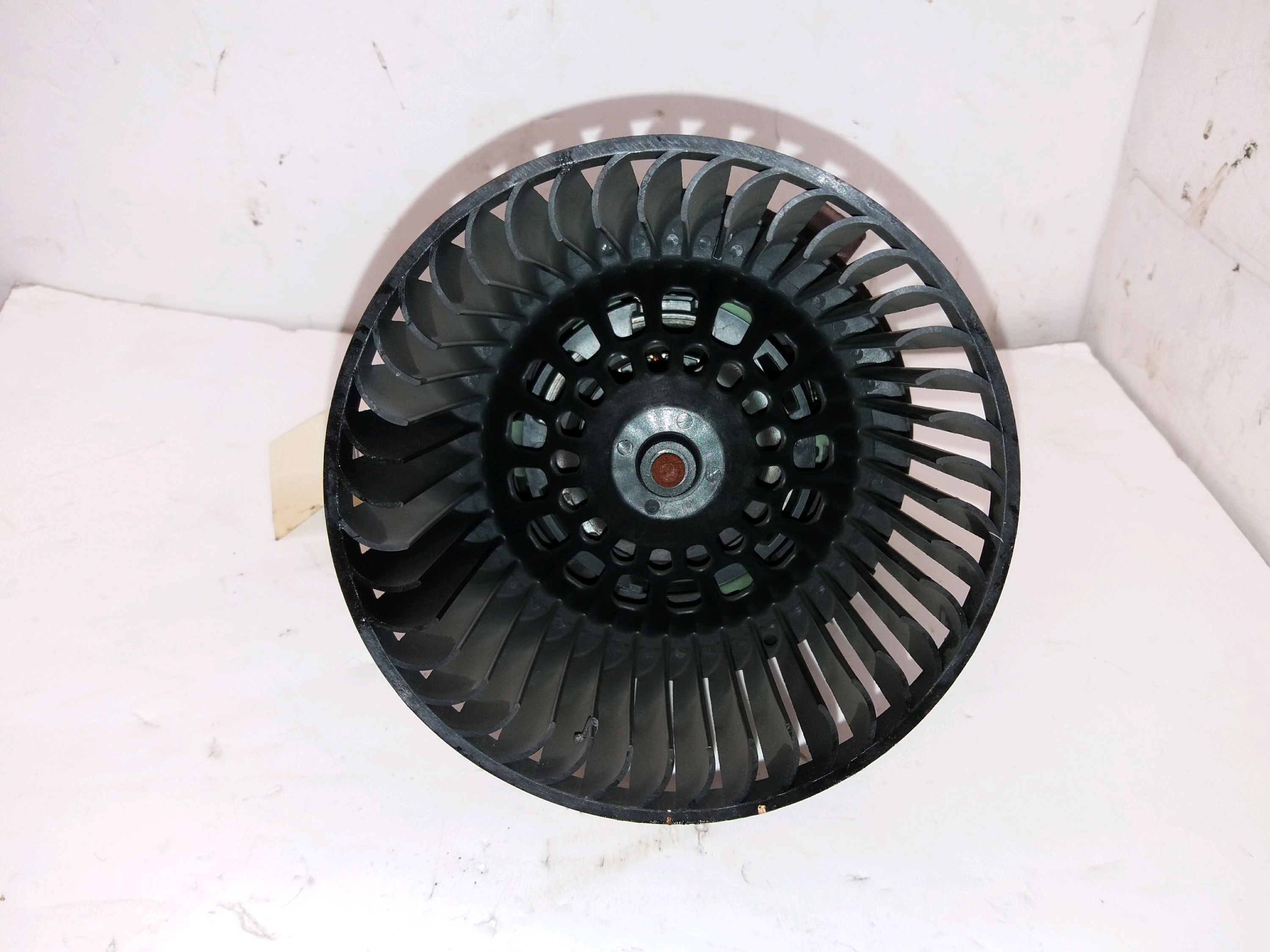 VENTILATEUR DE CHAUFFAGE