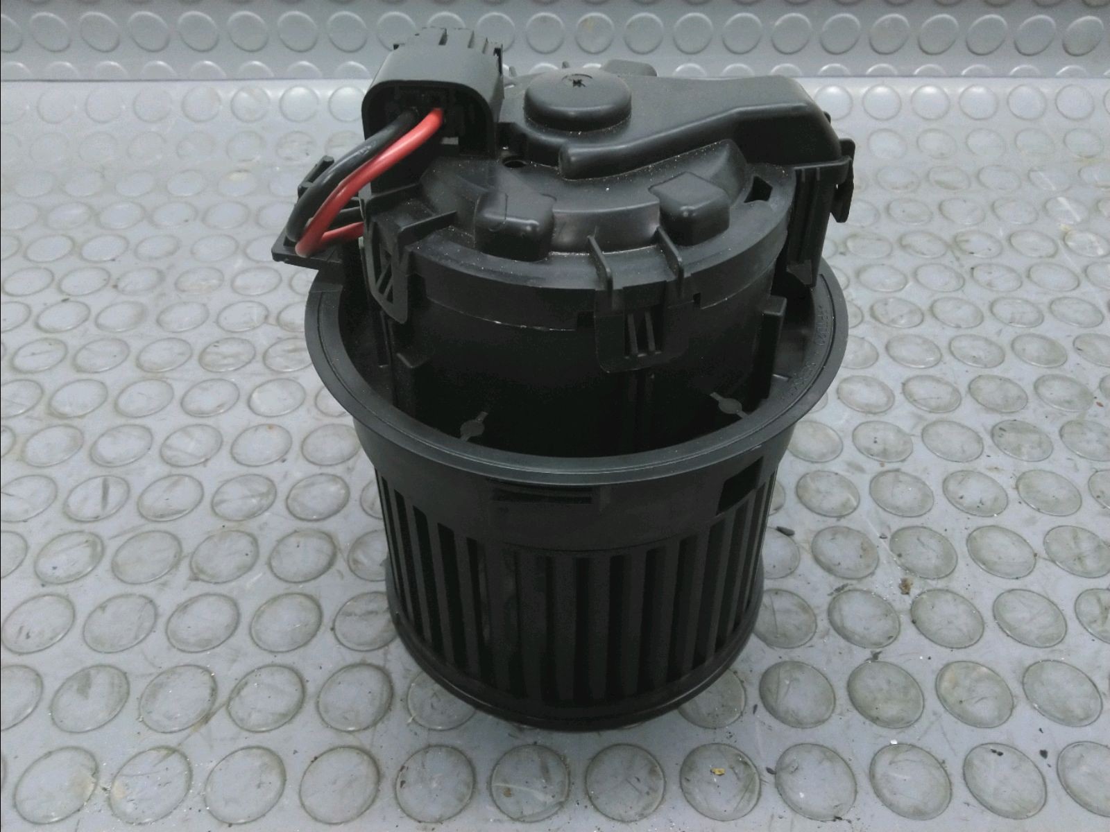 VENTILATEUR DE CHAUFFAGE