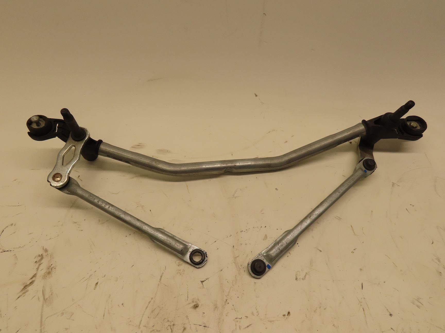 MECANISME ESSUIE-GLACE AV