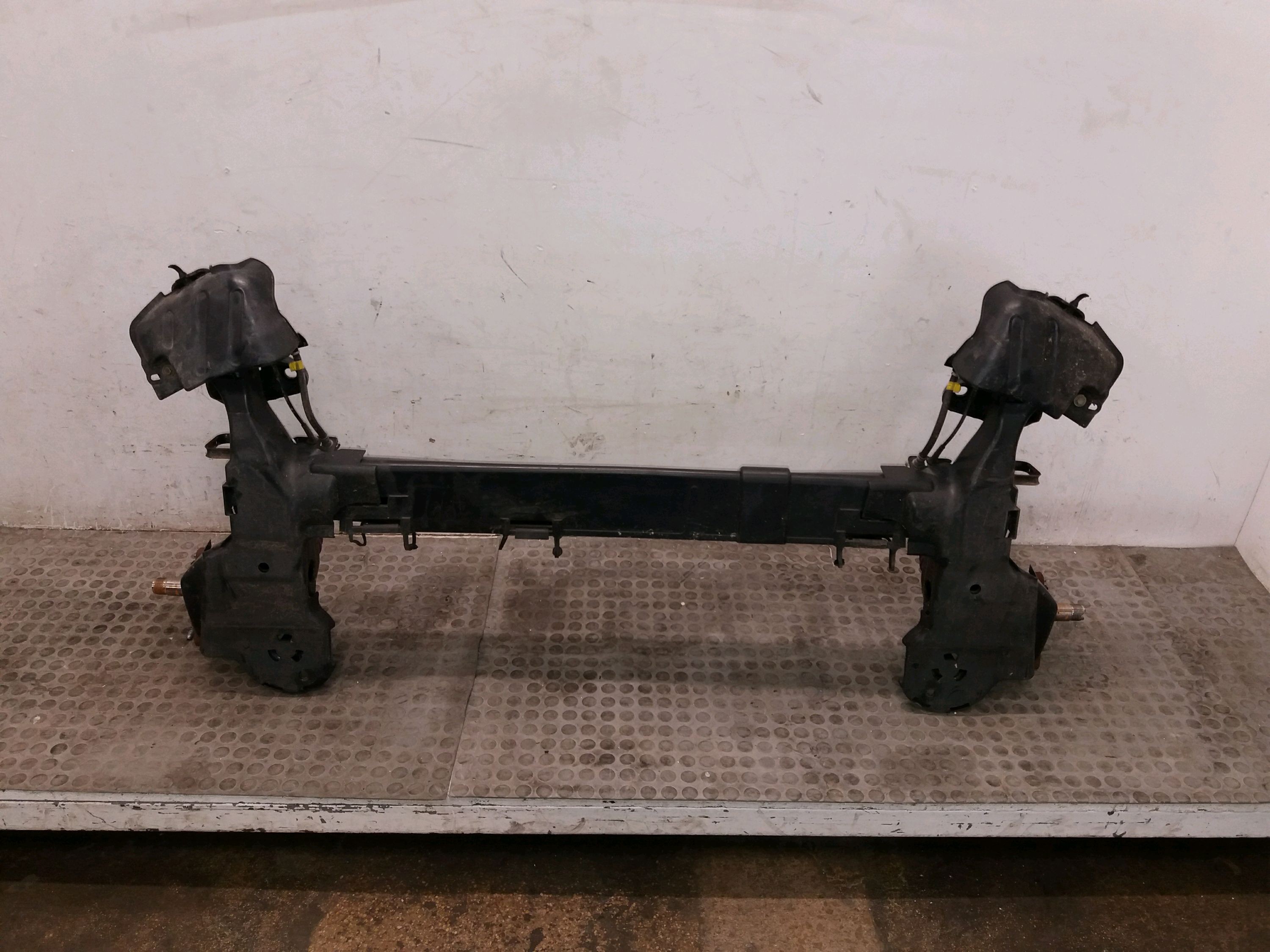 TRAIN AR