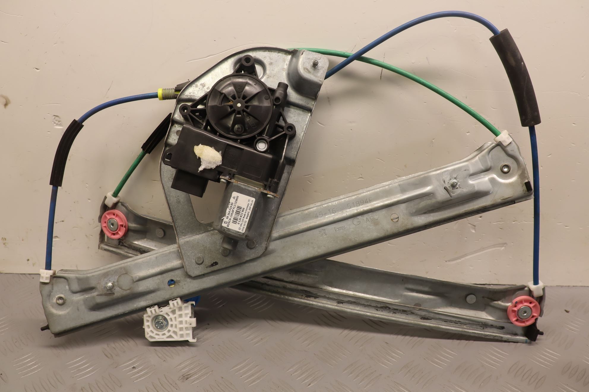 MECANISME+MOTEUR LEVE-GLACE AVG