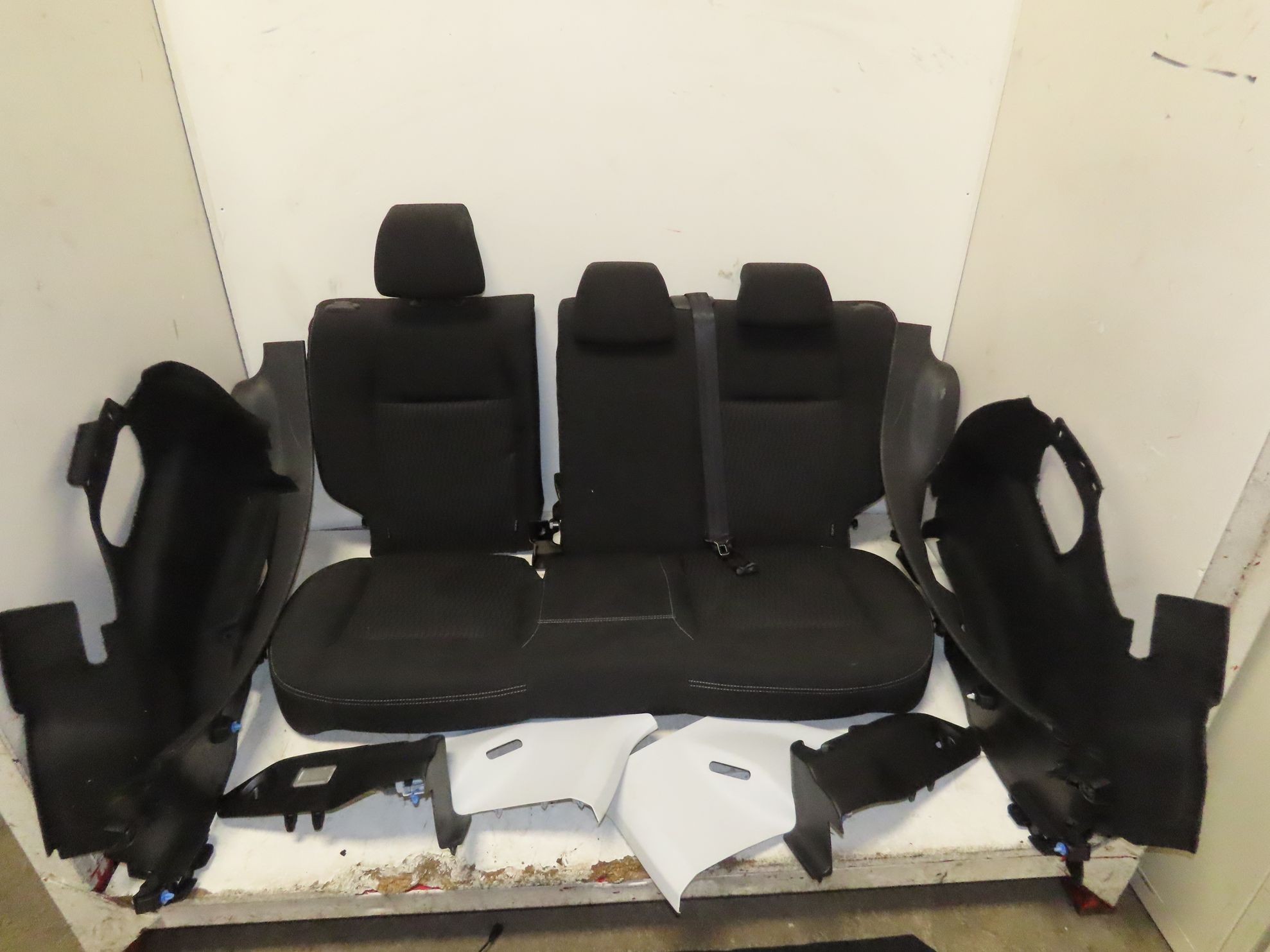 KIT BANQUETTE ARRIERE COMPLETE