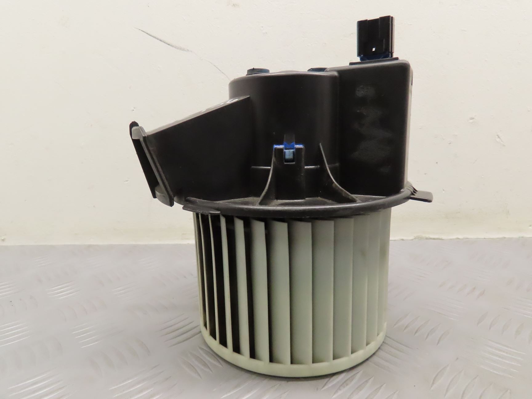 VENTILATEUR DE CHAUFFAGE
