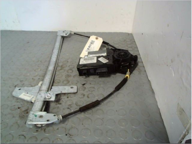 MECANISME+MOTEUR LEVE-GLACE AVG