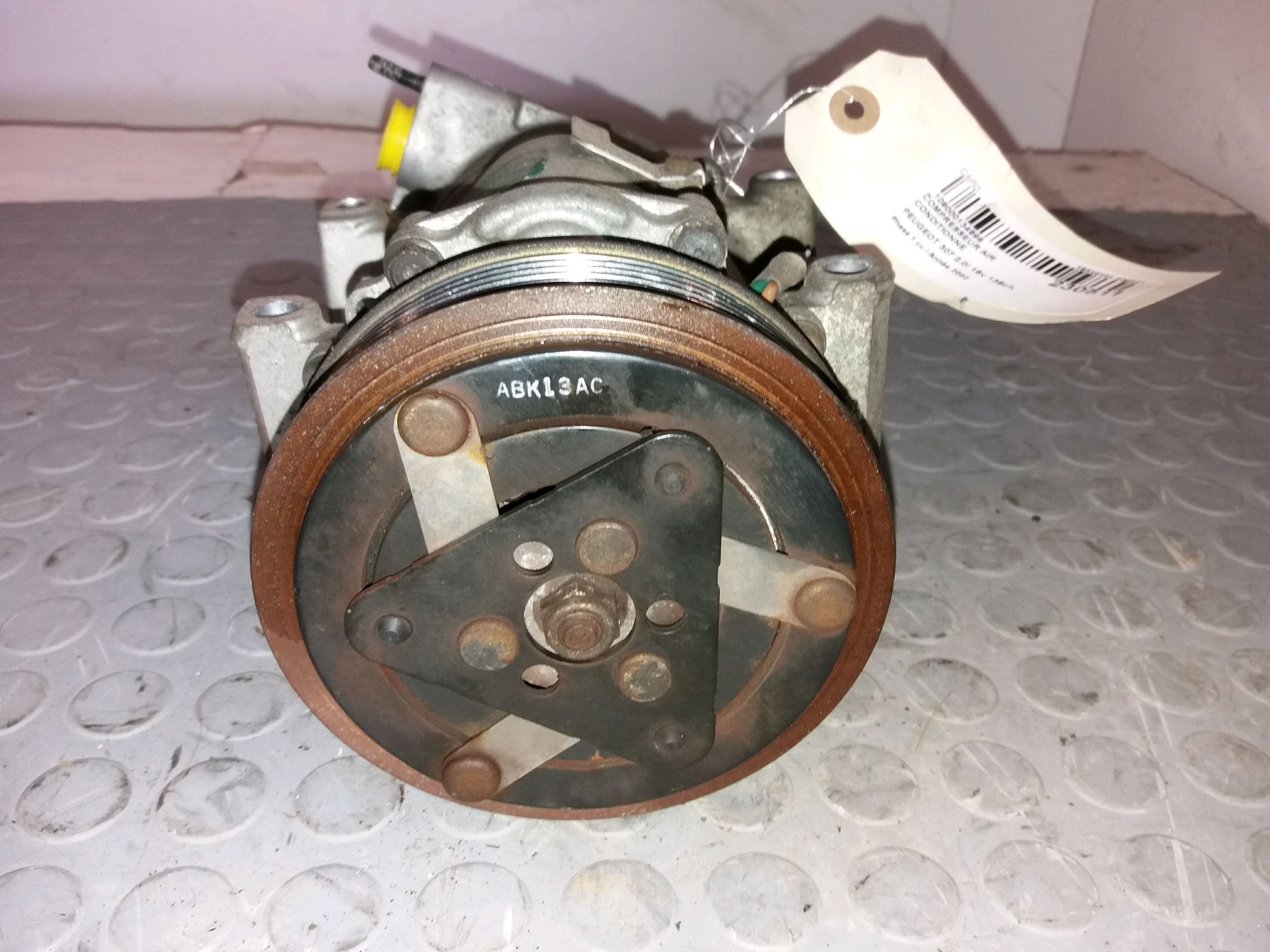 COMPRESSEUR AIR CONDITIONNE