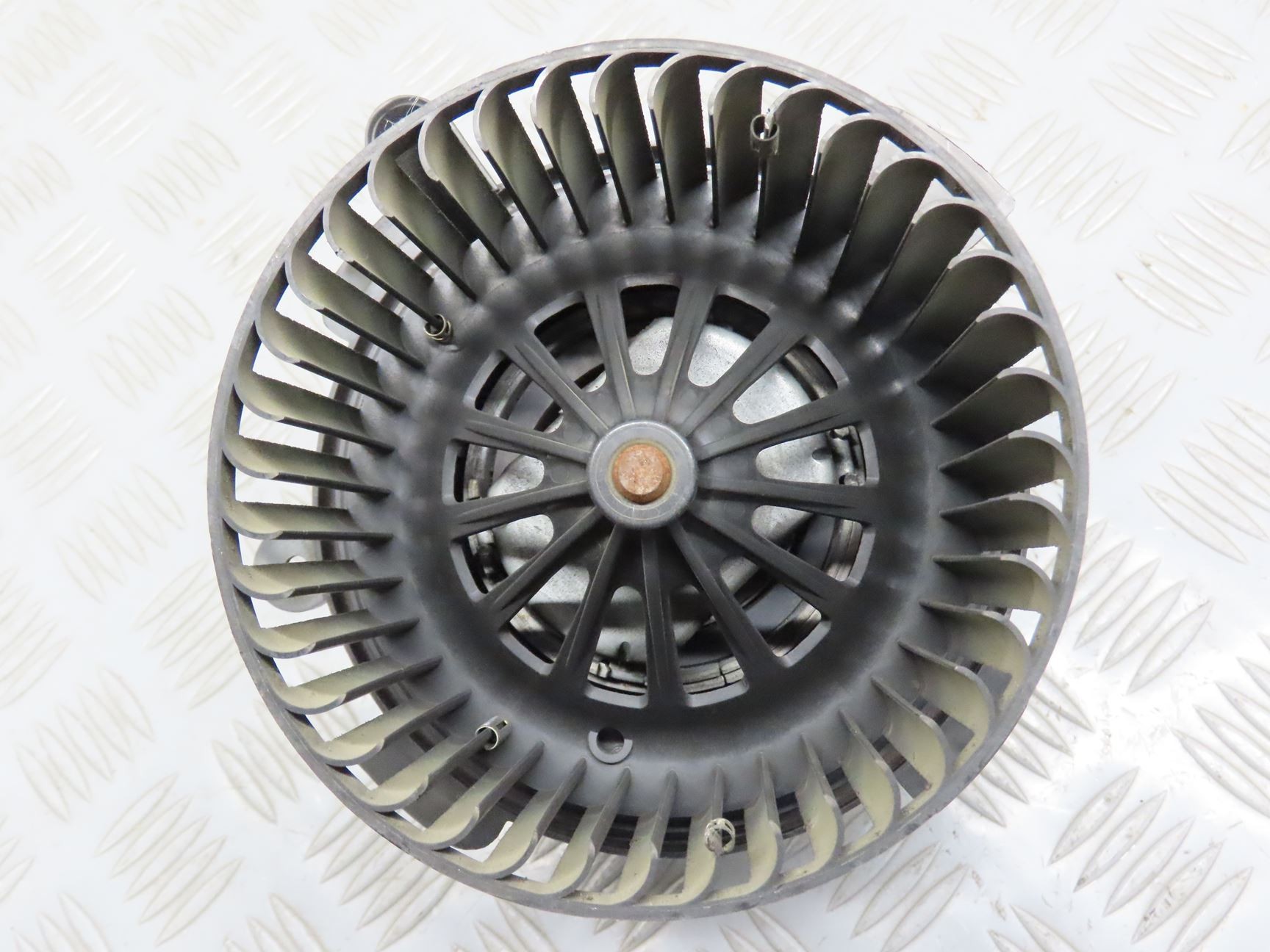 VENTILATEUR DE CHAUFFAGE
