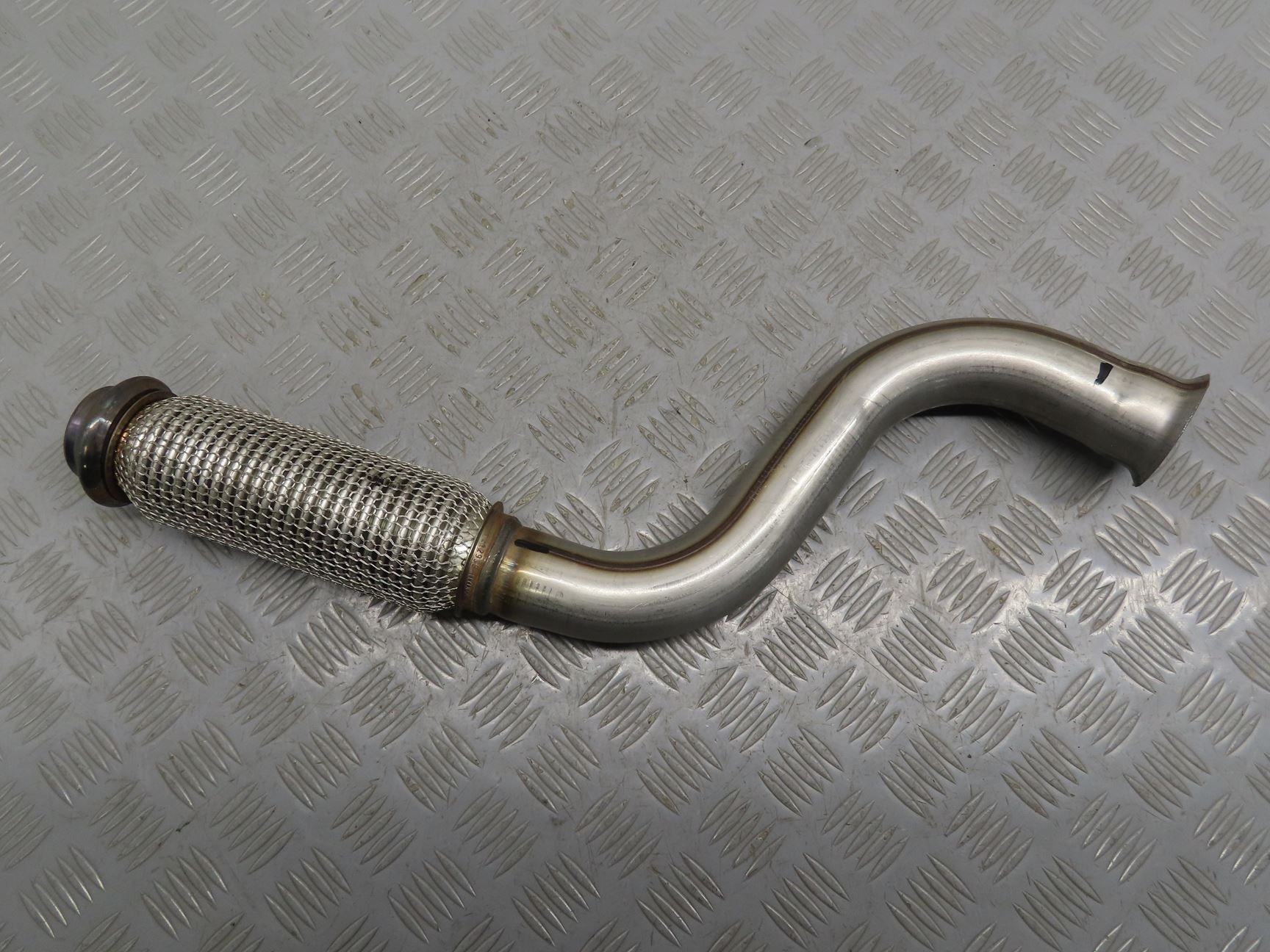TUBE ECHAPPEMENT