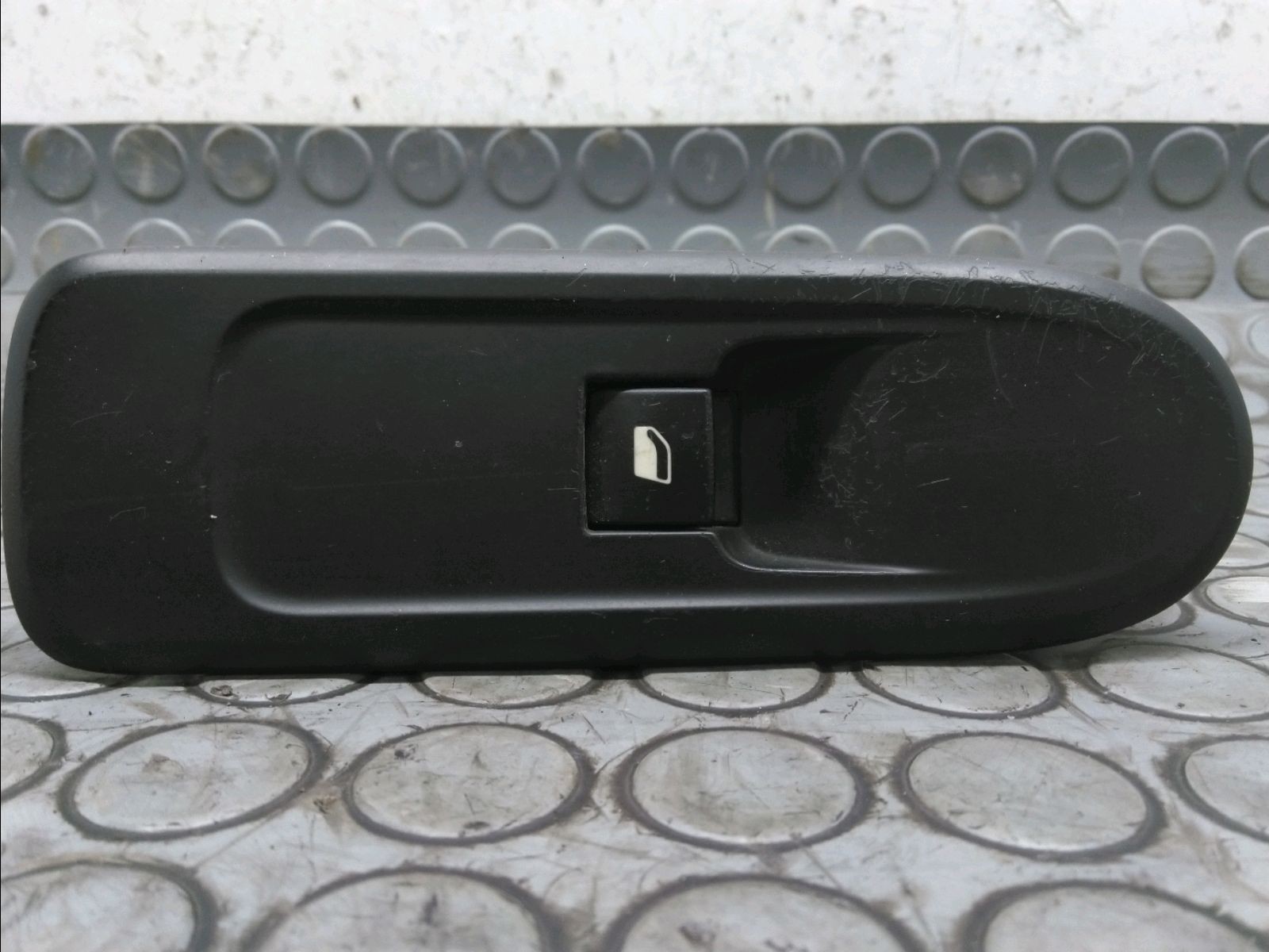 COMMANDE LEVE-GLACE PORTE AVD