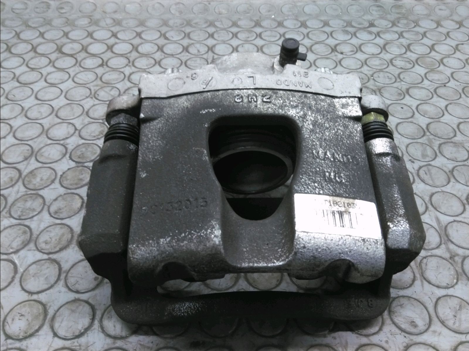 ETRIER DE FREIN AVG