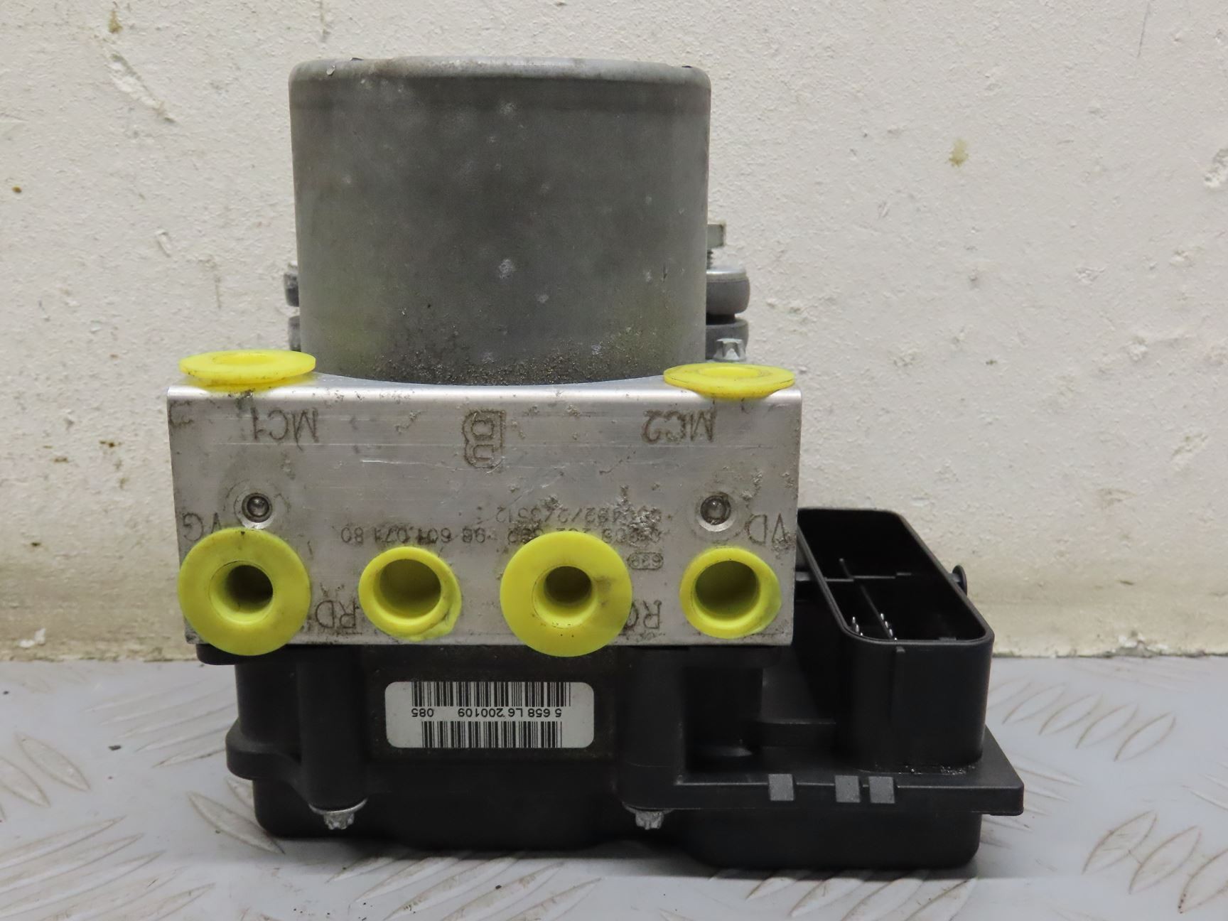 UNITE HYDRAULIQUE ABS
