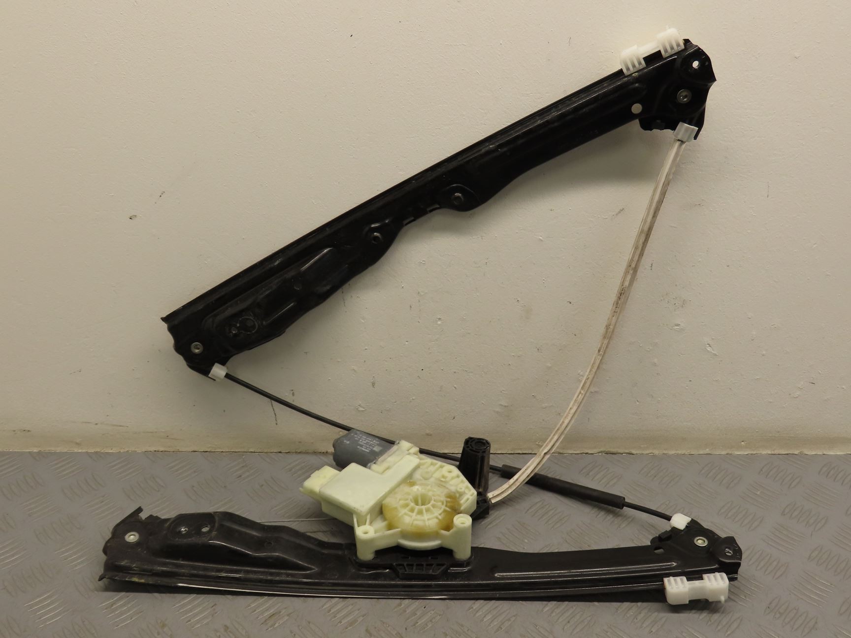 MECANISME+MOTEUR LEVE-GLACE AVG