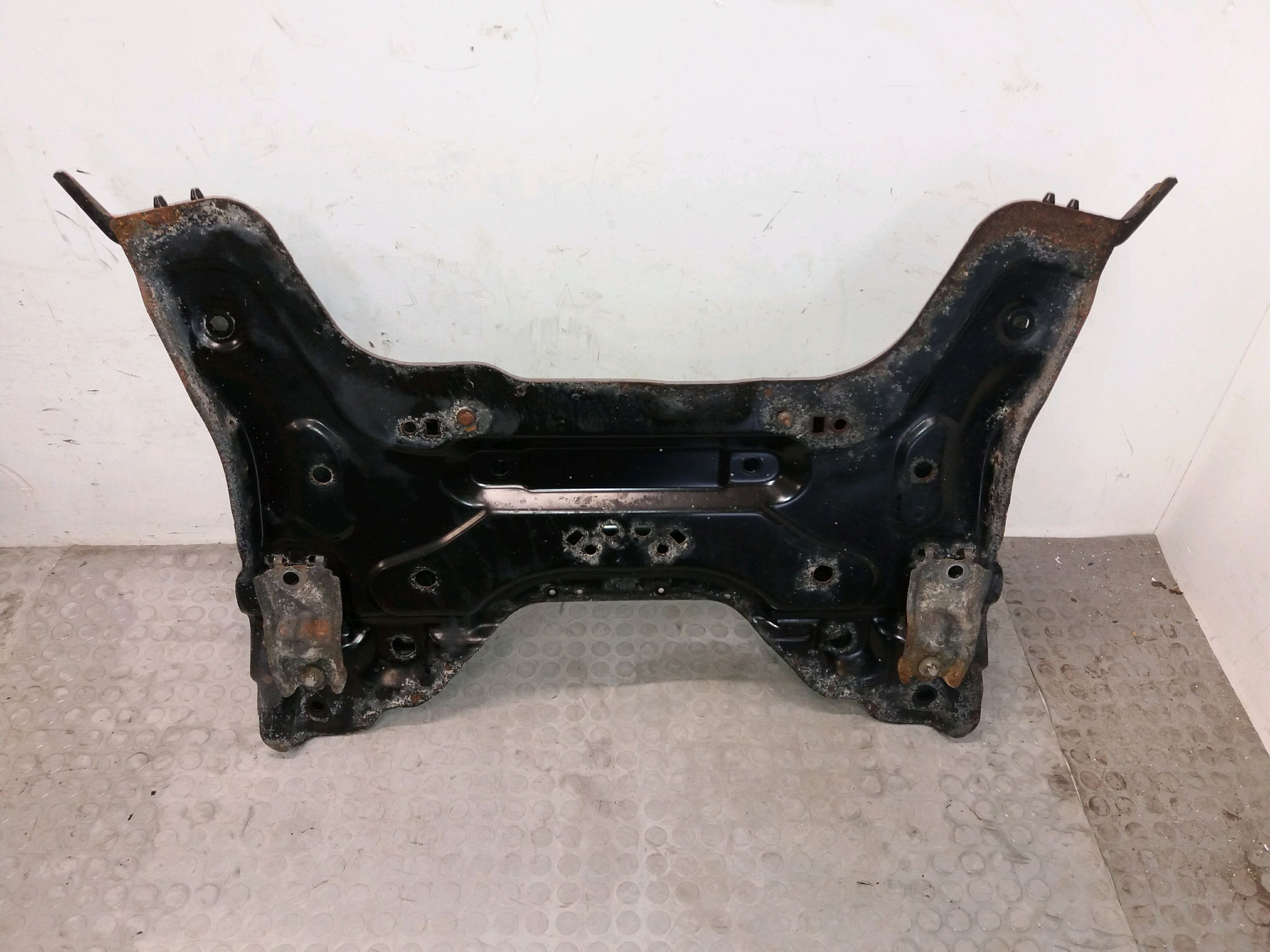 BERCEAU MOTEUR AV