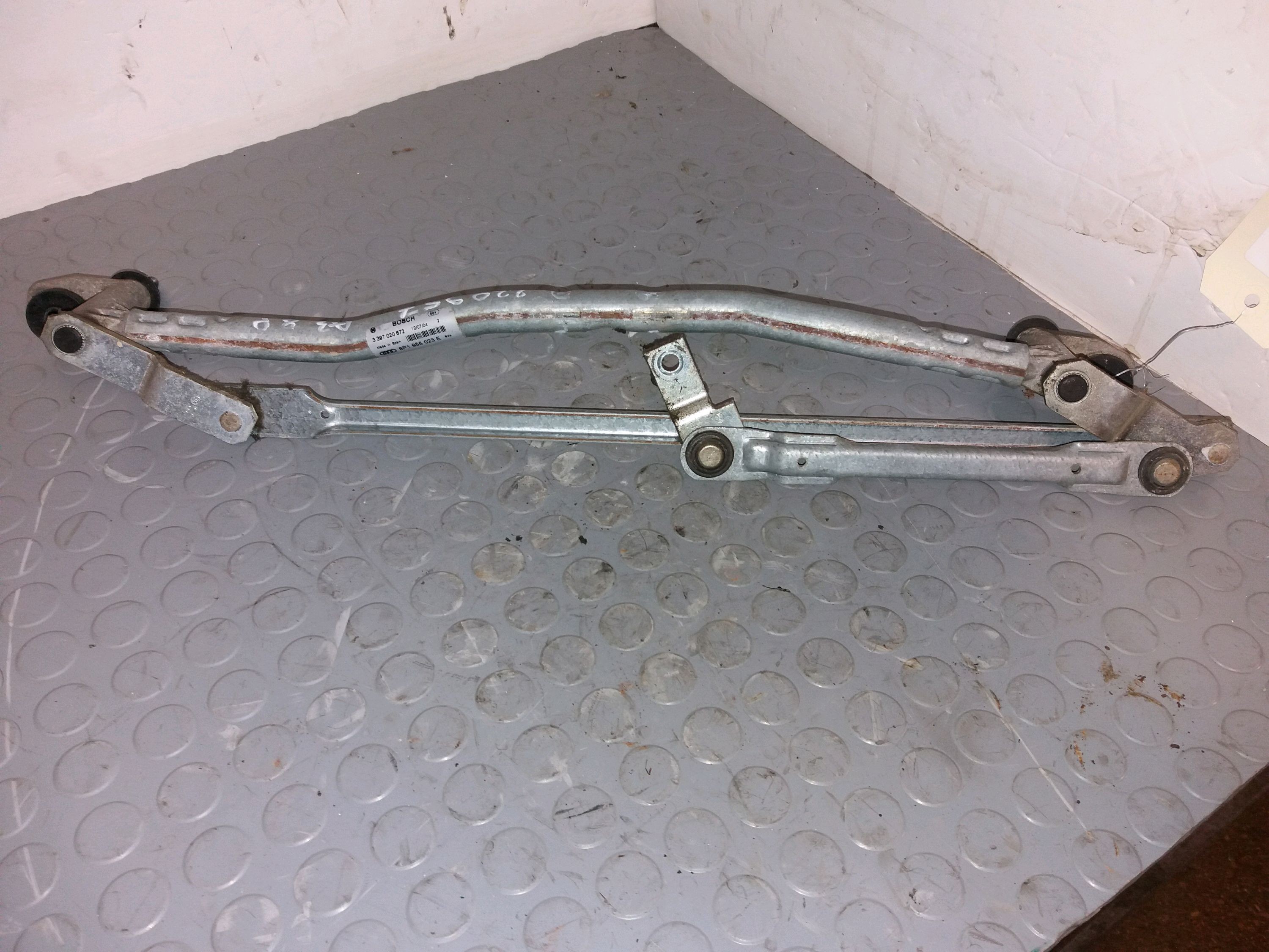 MECANISME ESSUIE-GLACE AV