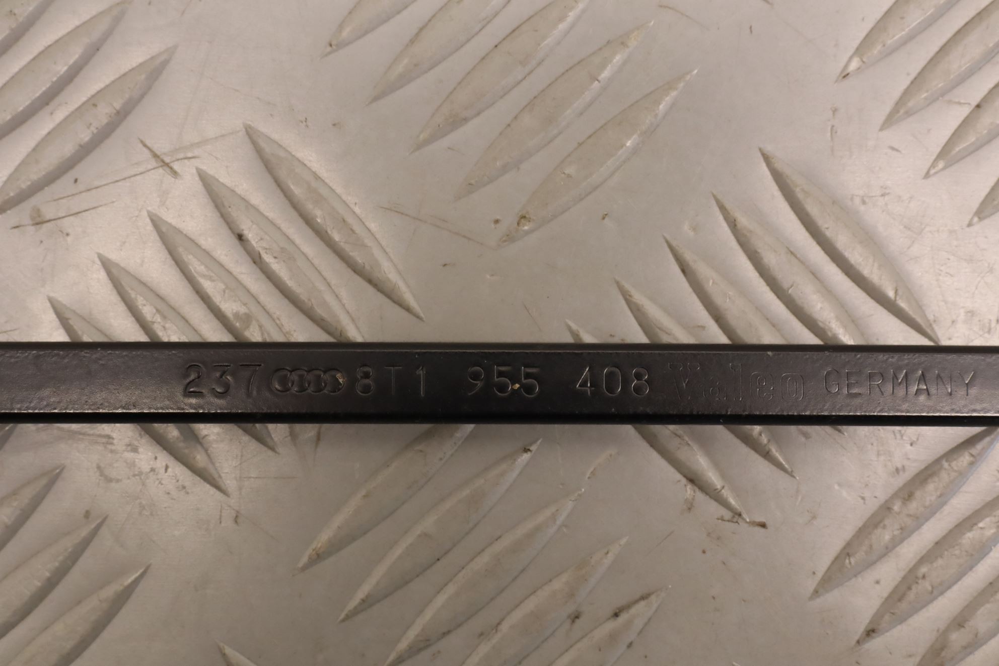 BRAS ESSUIE-GLACE AVD