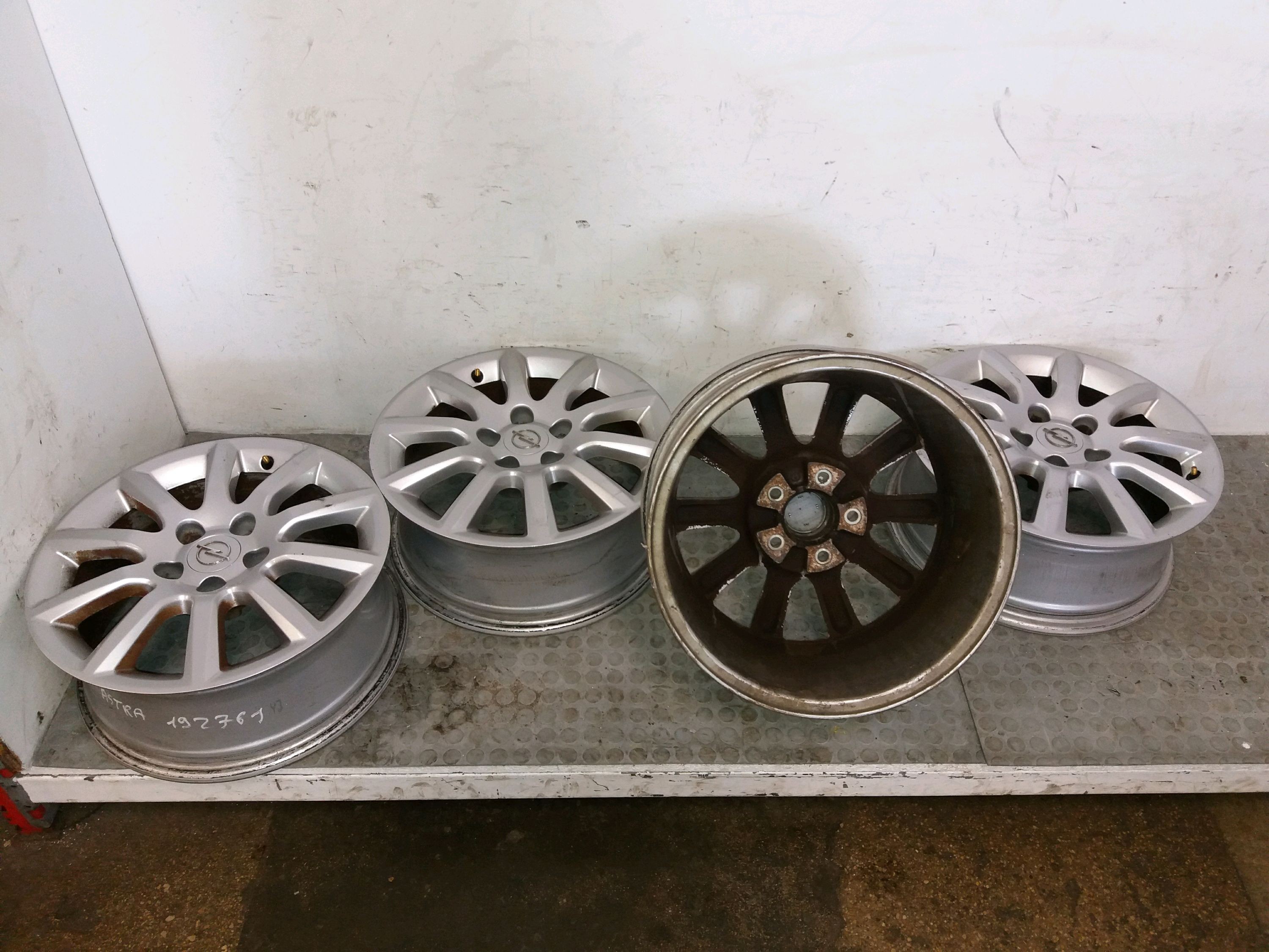 JANTE ALUMINIUM 4