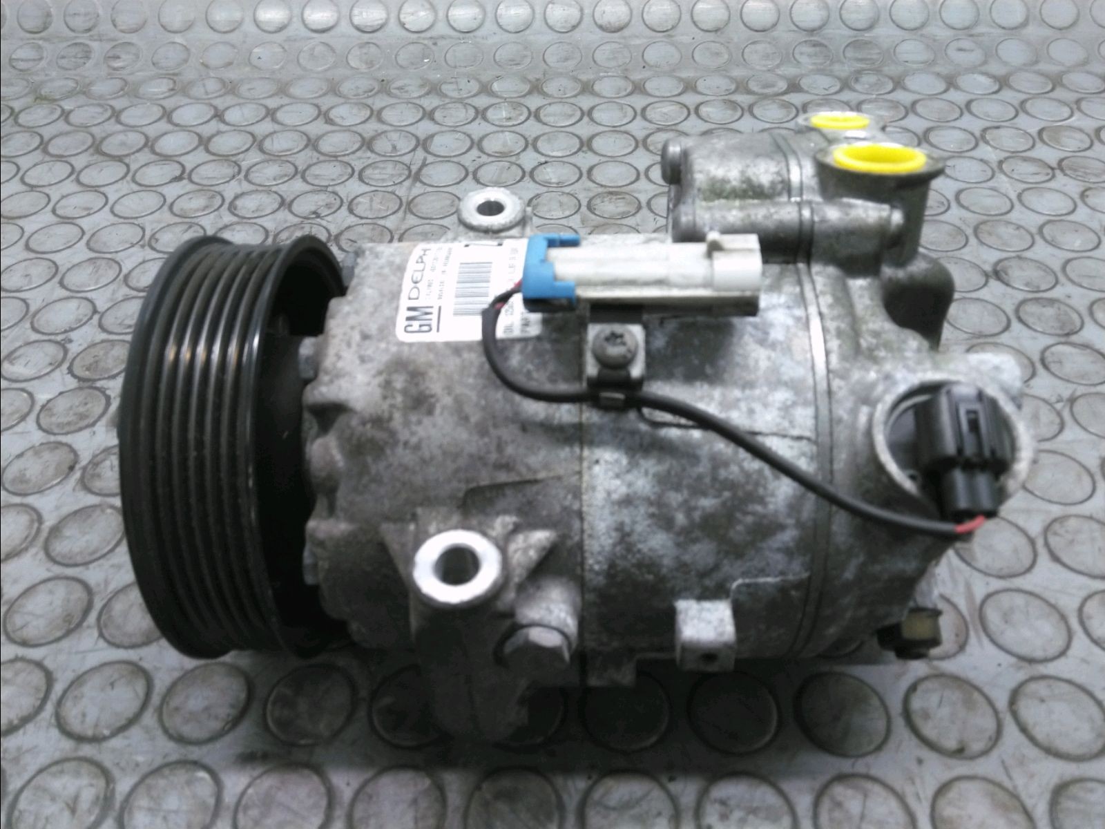 COMPRESSEUR AIR CONDITIONNE