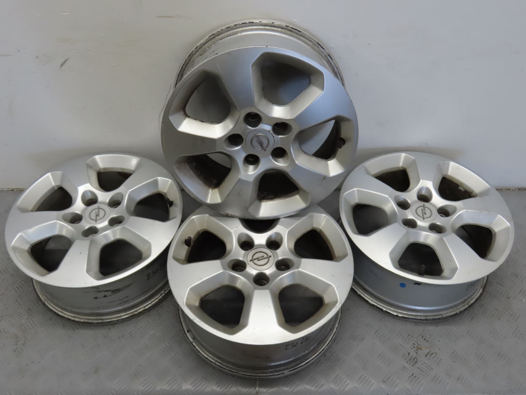 JANTE ALUMINIUM 4