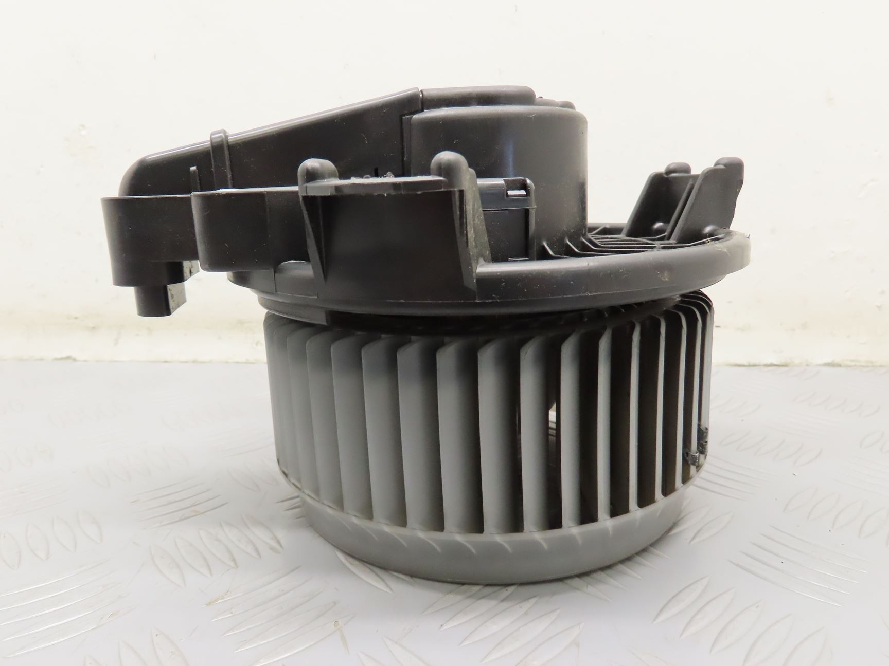 VENTILATEUR DE CHAUFFAGE