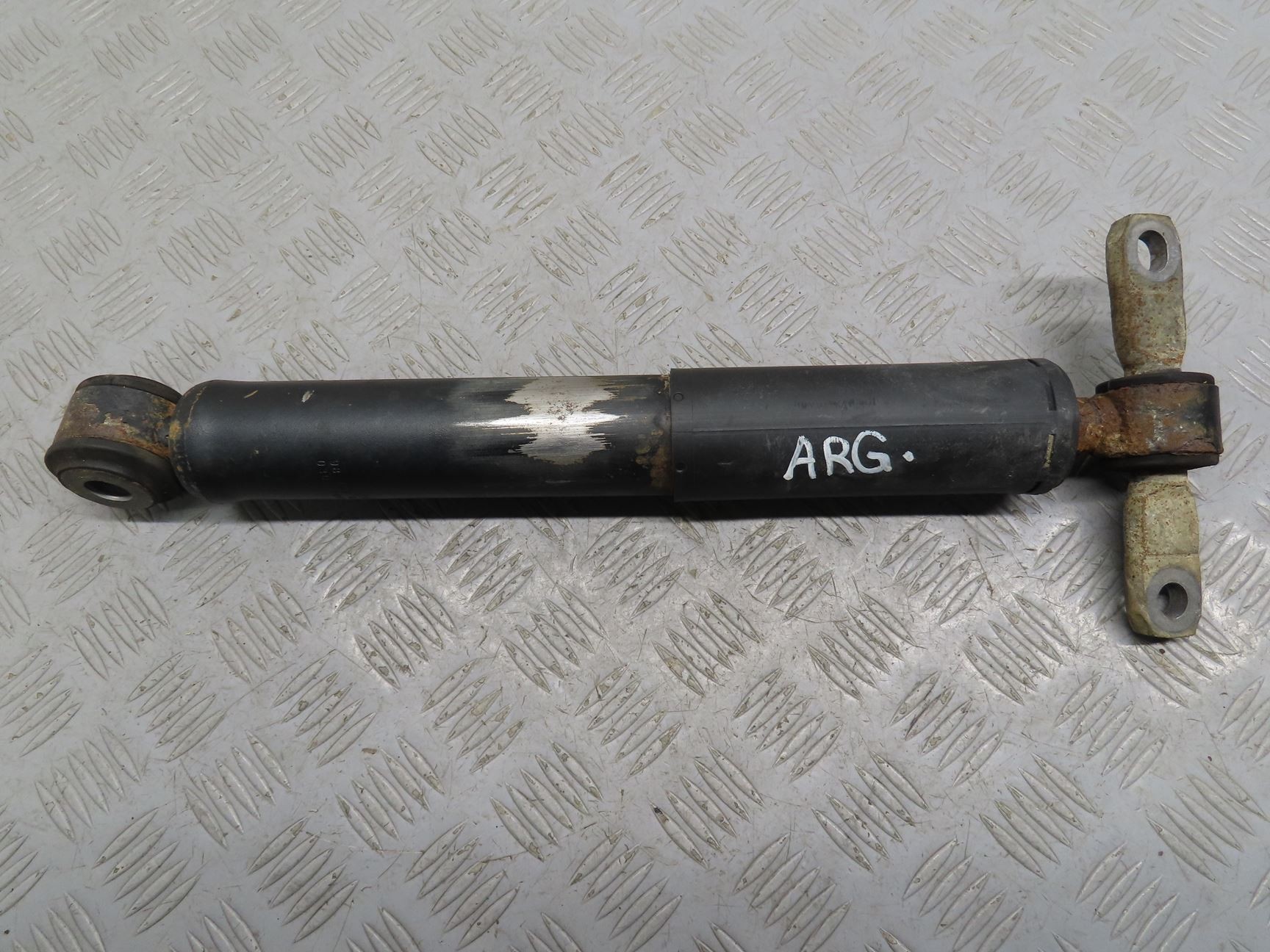 AMORTISSEUR ARG