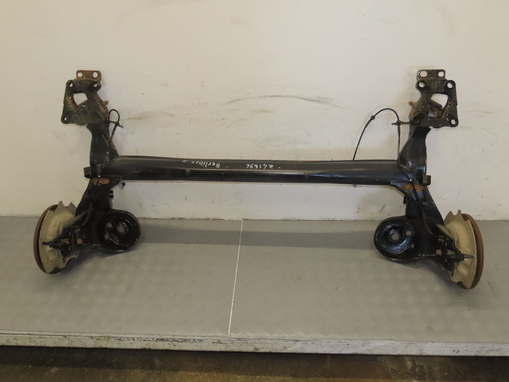 TRAIN AR