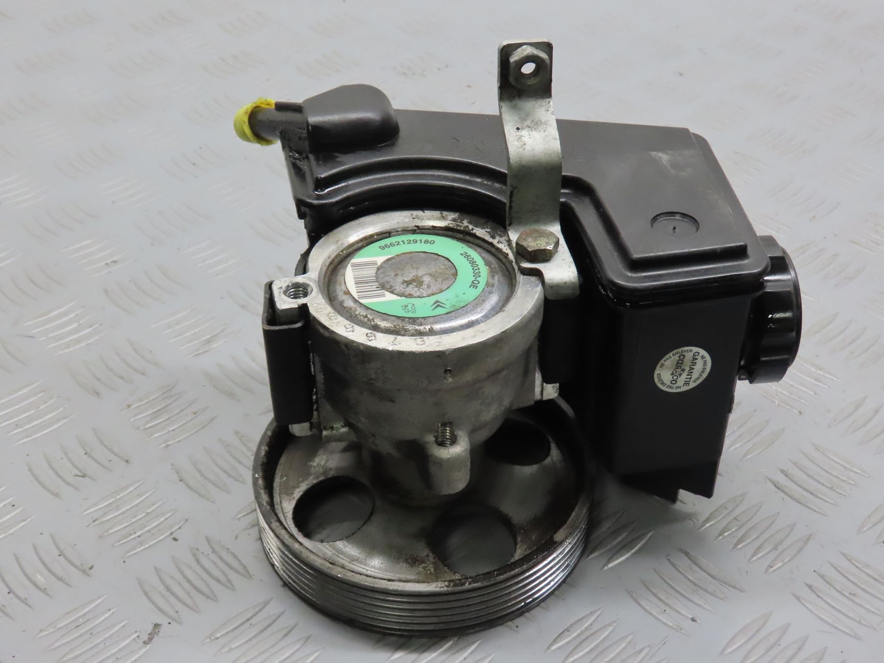 POMPE DIRECTION ASSISTEE