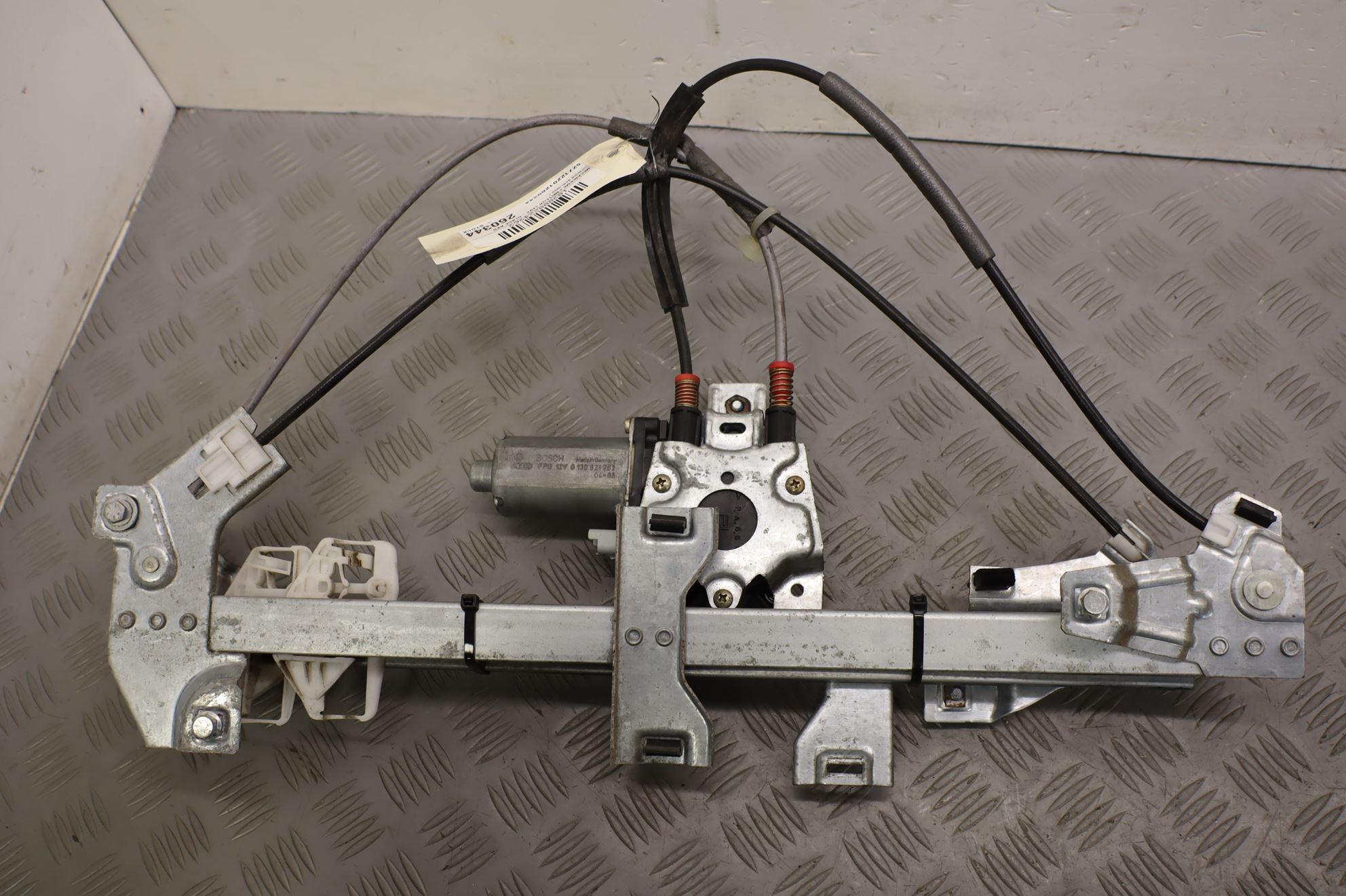 MECANISME+MOTEUR LEVE-GLACE AVD