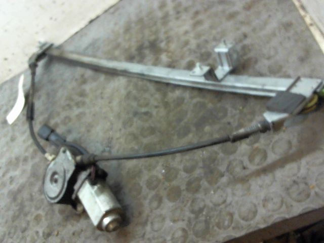 MECANISME+MOTEUR LEVE-GLACE AVG