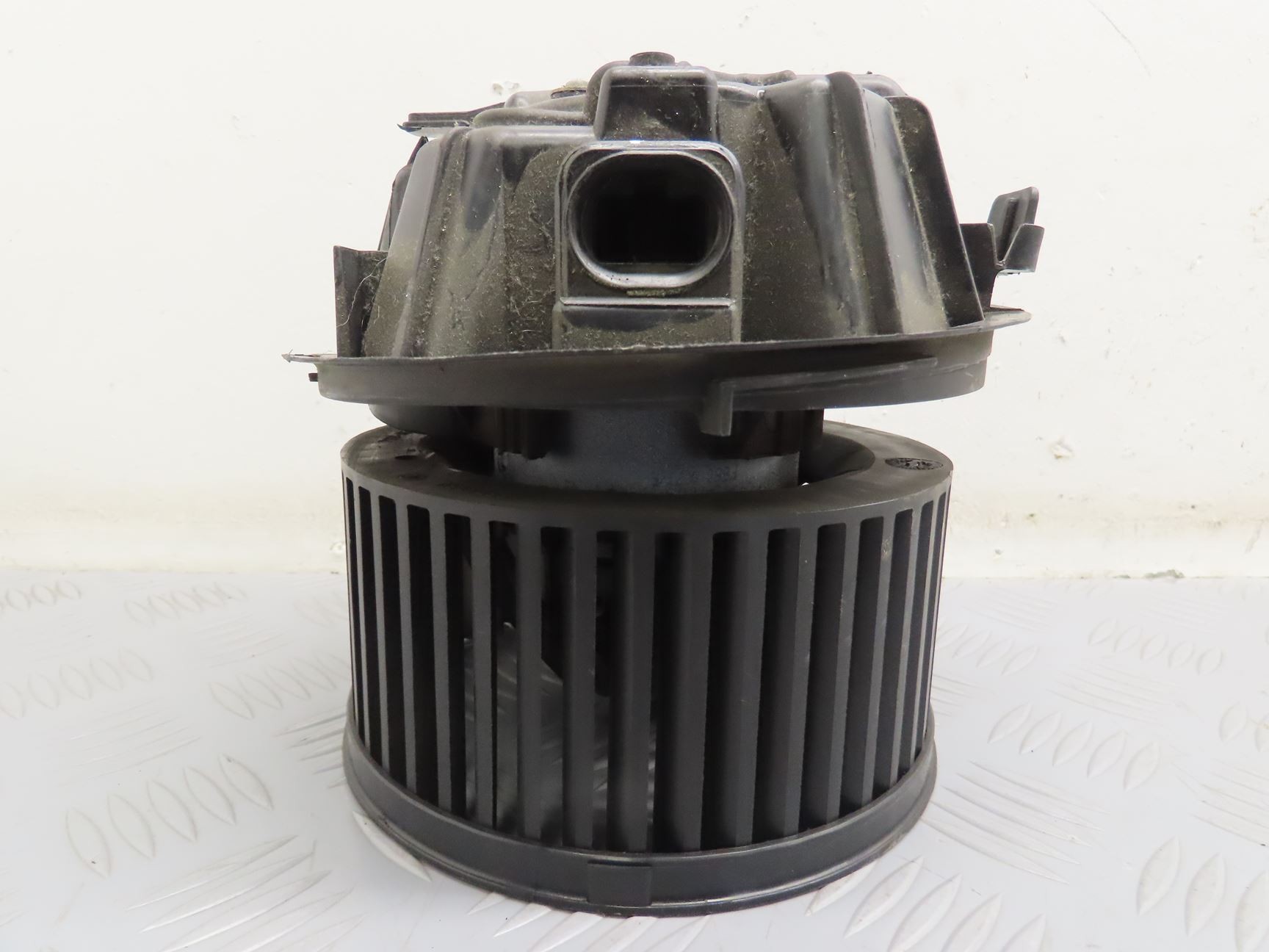 VENTILATEUR DE CHAUFFAGE