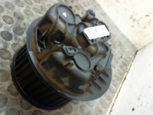 VENTILATEUR DE CHAUFFAGE