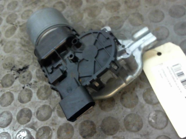MOTEUR ESSUIE-GLACE AV