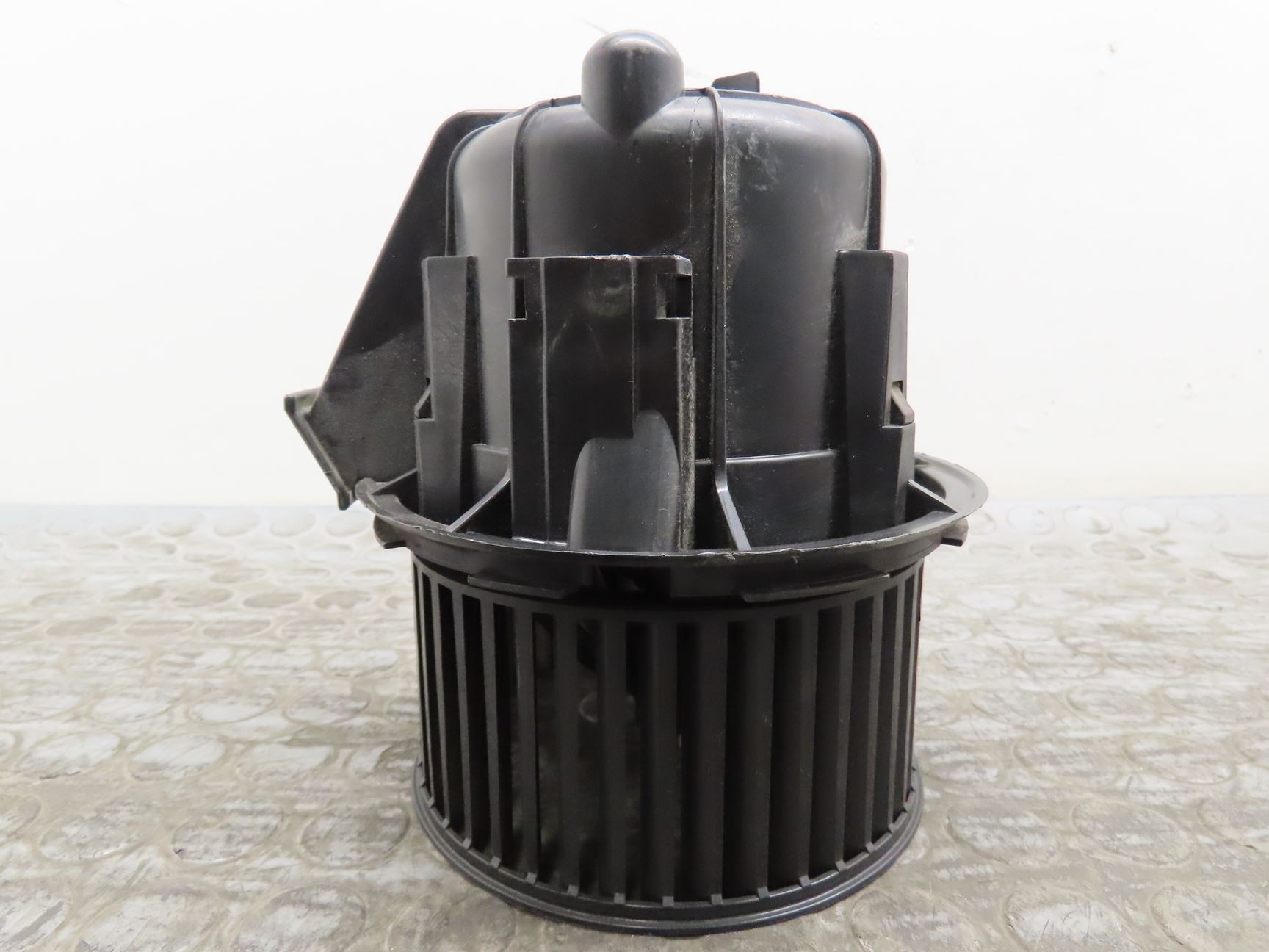 VENTILATEUR DE CHAUFFAGE