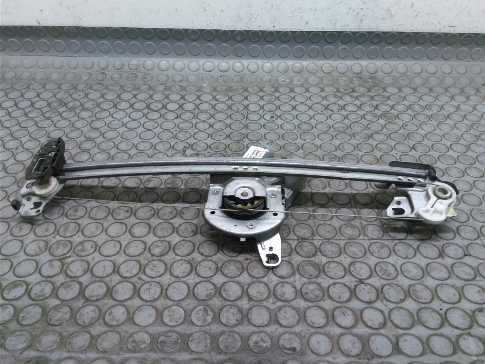 MECANISME+MOTEUR LEVE-GLACE AVG
