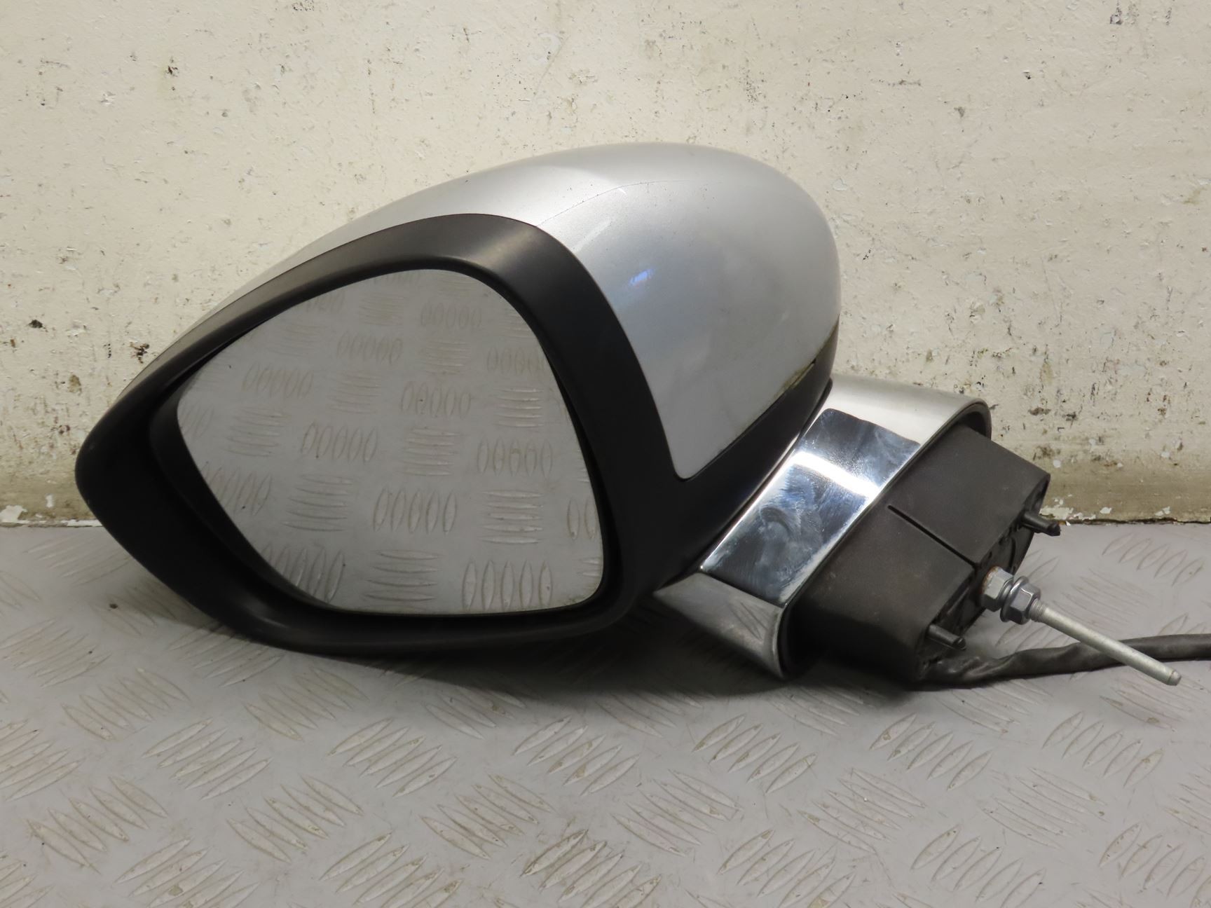 RETROVISEUR EXT ELECTRIQUE G