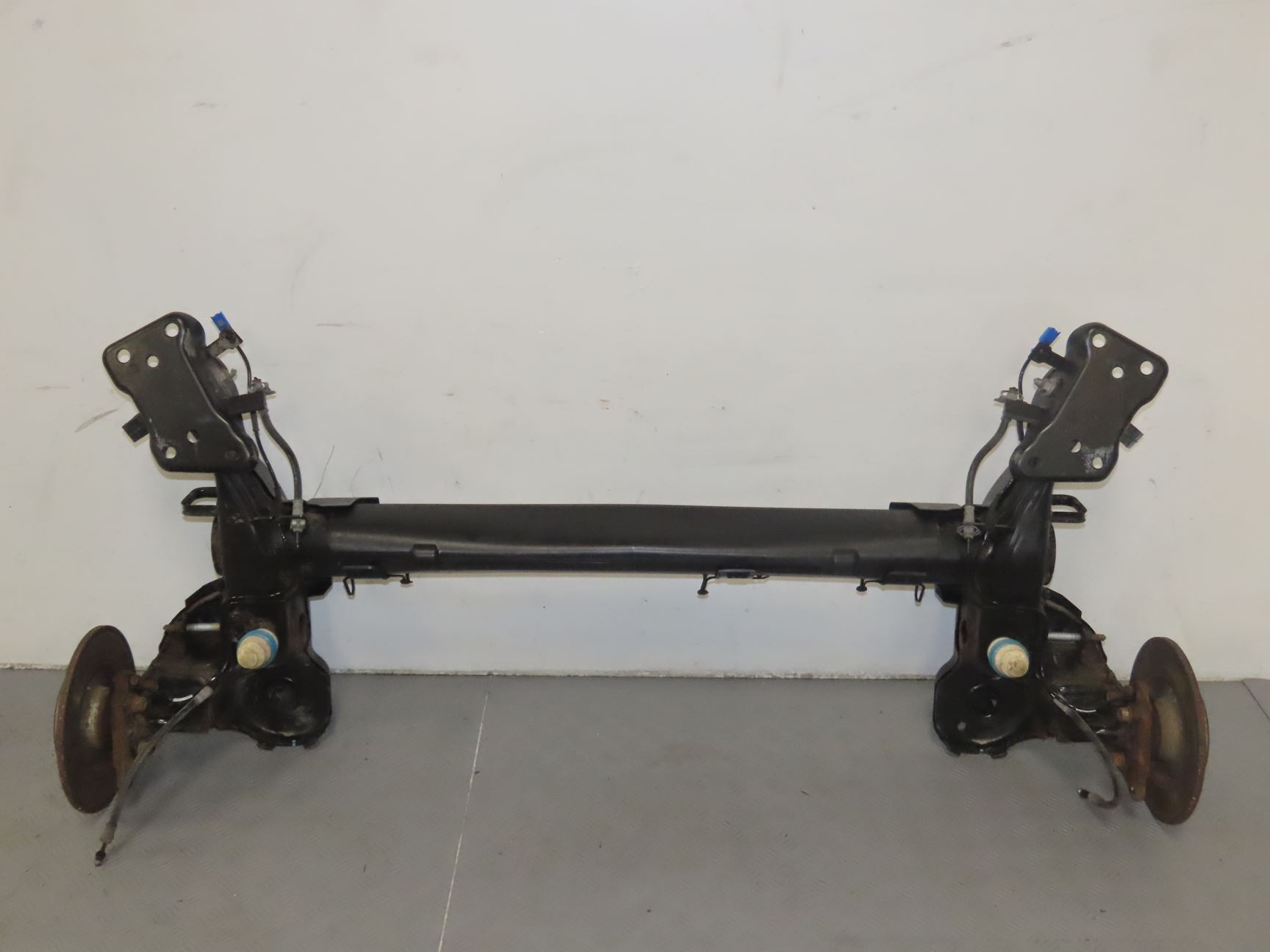 TRAIN AR