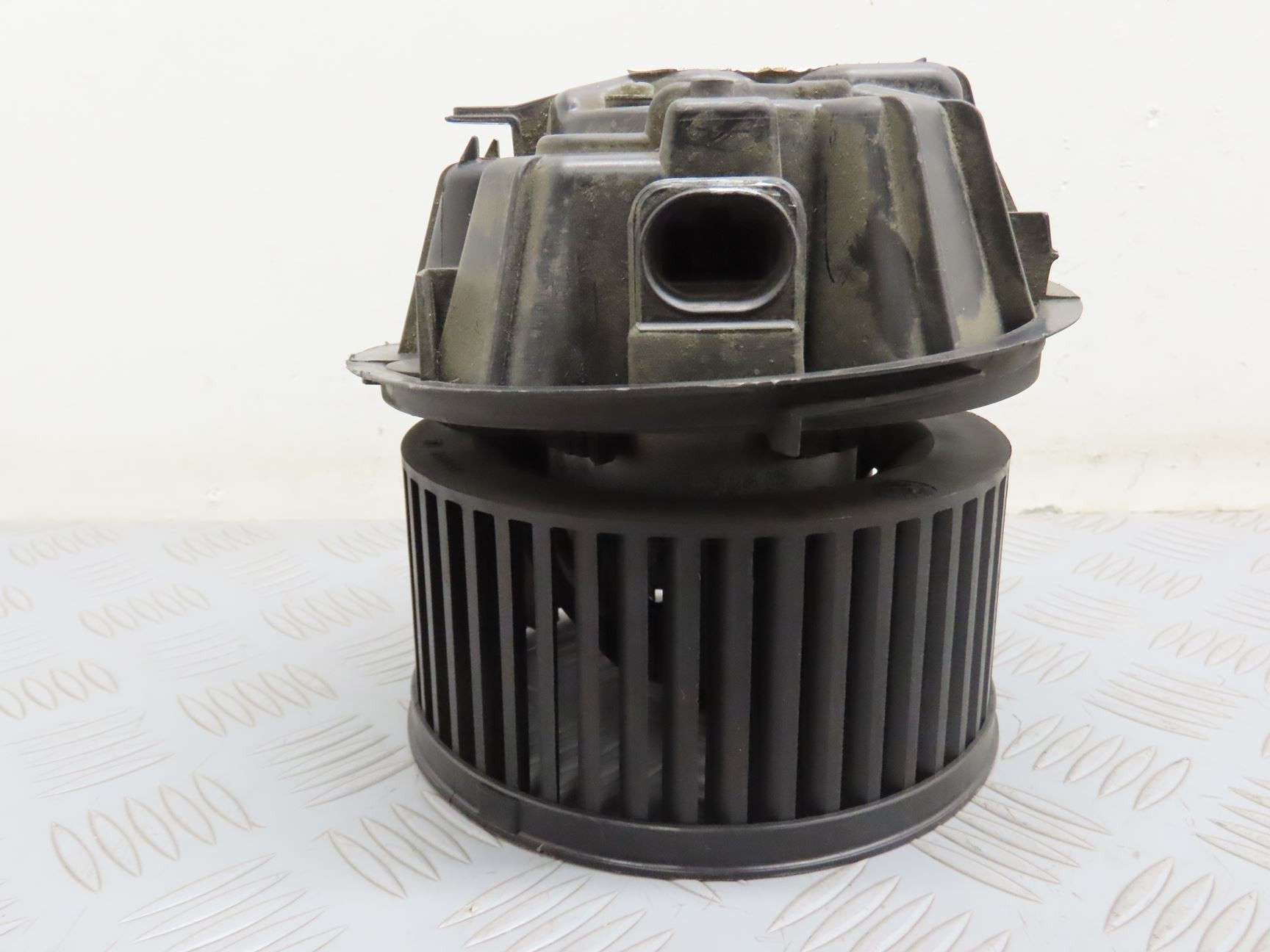 VENTILATEUR DE CHAUFFAGE