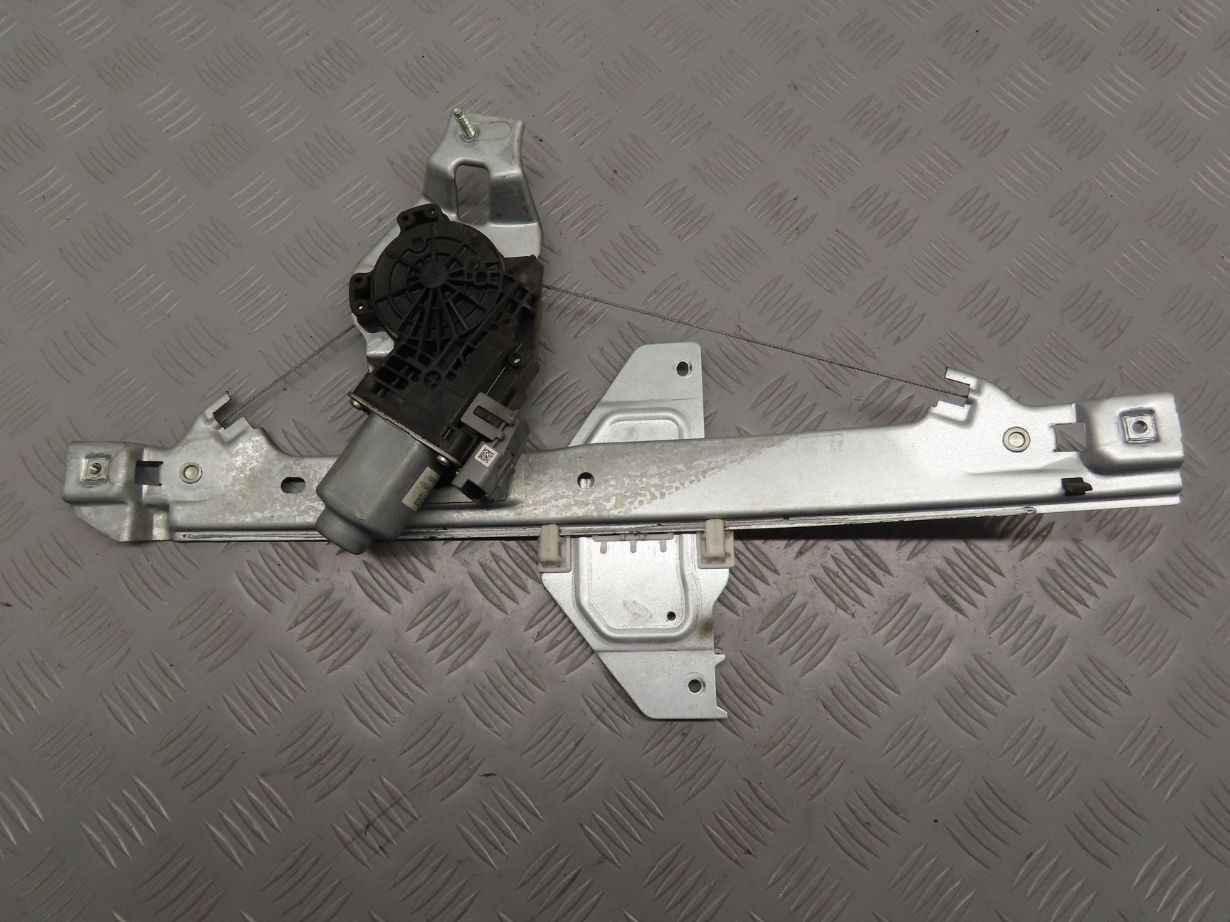 MECANISME+MOTEUR LEVE-GLACE ARD