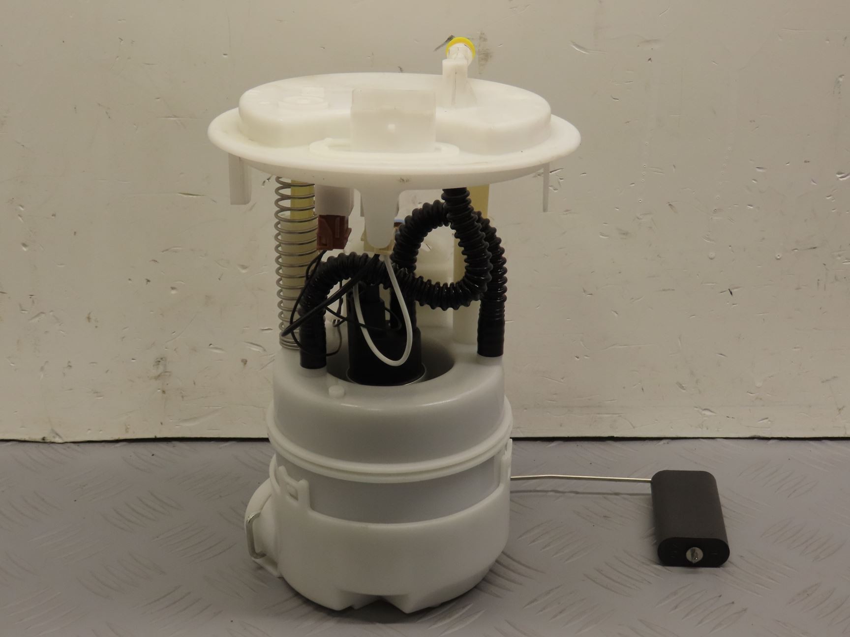 POMPE CARBURANT IMMERGEE