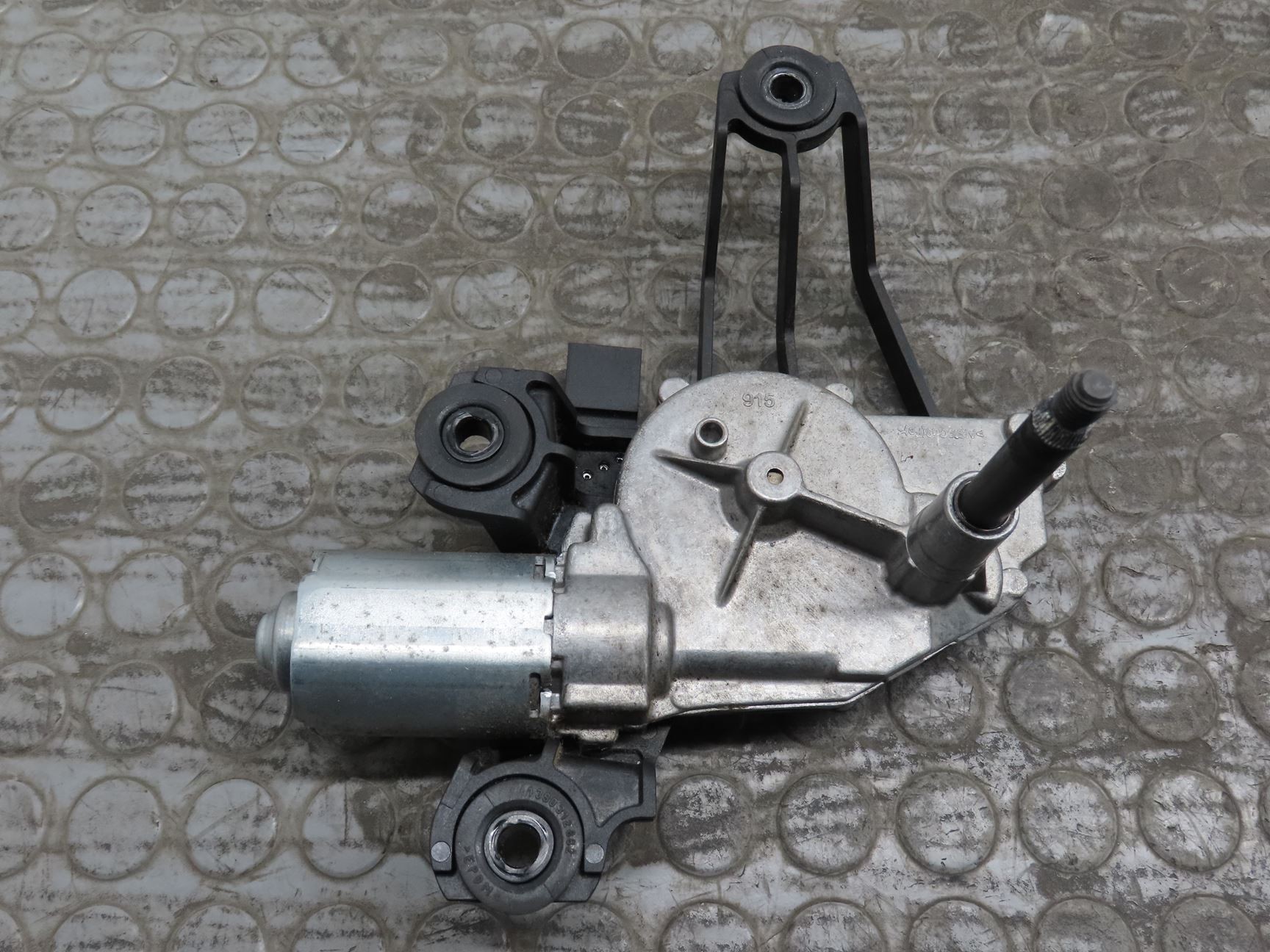 MOTEUR ESSUIE-GLACE AR
